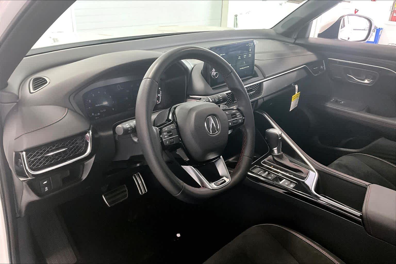 Thumbnail: 2025 Acura ADX - 2