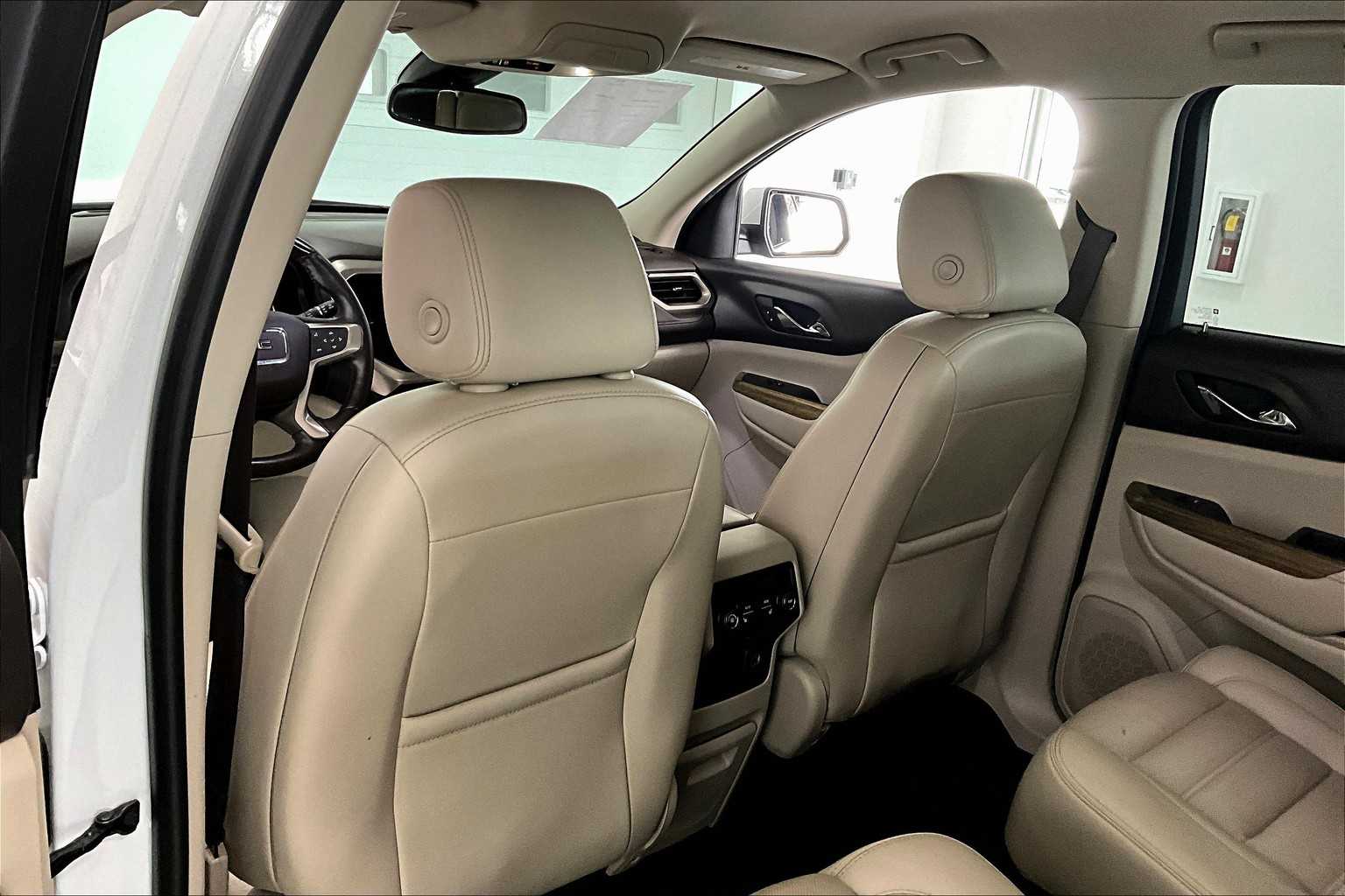 Thumbnail: 2018 GMC Acadia - 10