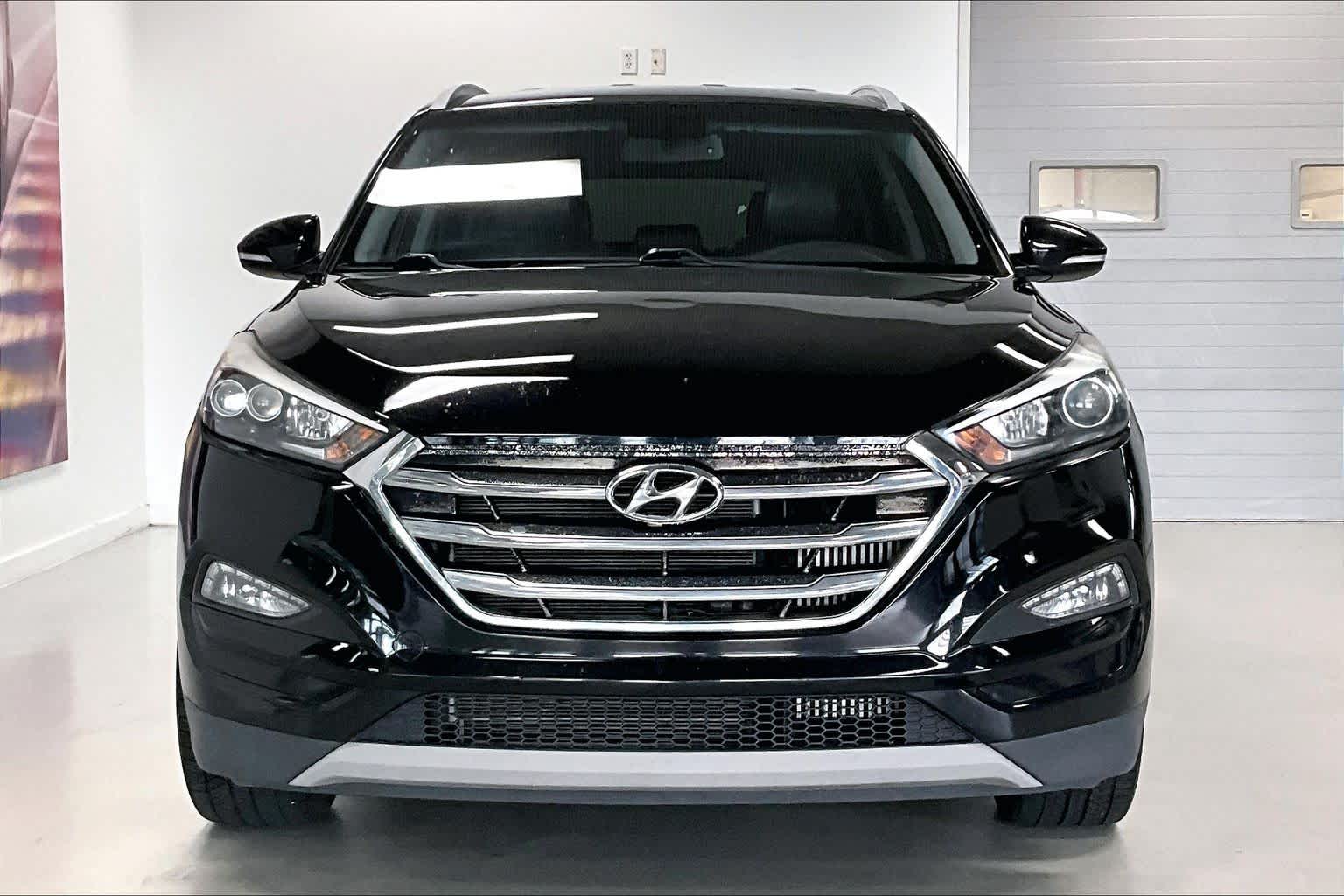 Thumbnail: 2017 Hyundai Tucson - 6