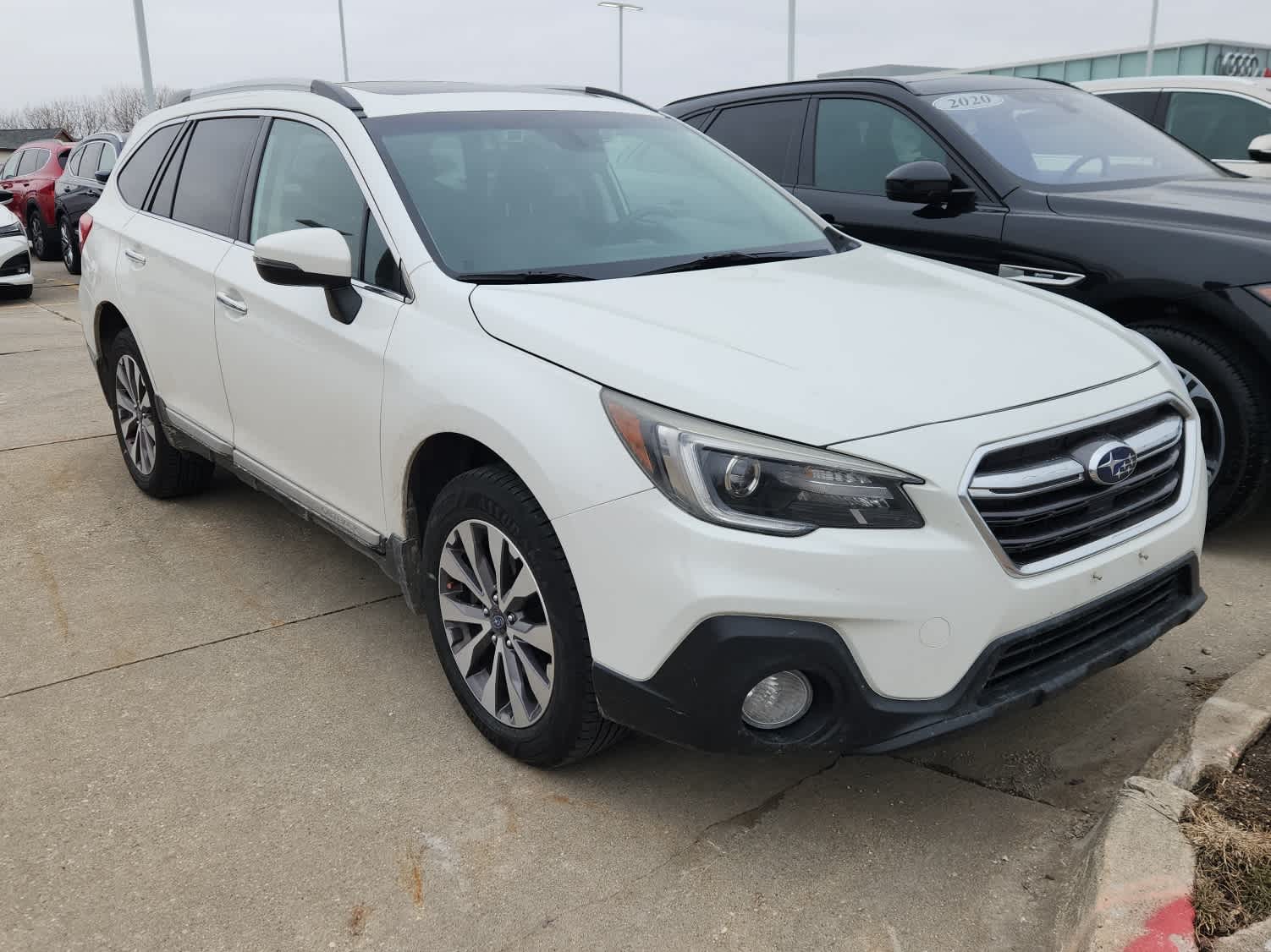 Thumbnail: 2018 Subaru Outback - 3