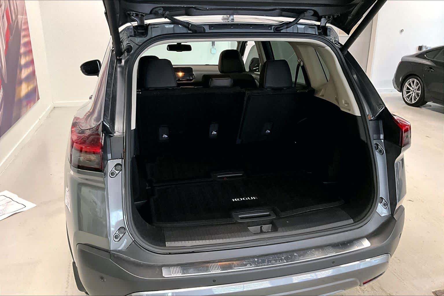 Thumbnail: 2023 Nissan Rogue - 16