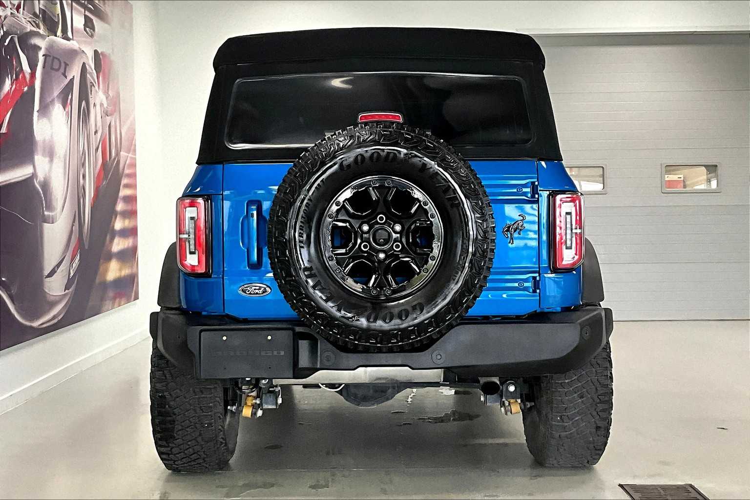 Thumbnail: 2021 Ford Bronco - 5