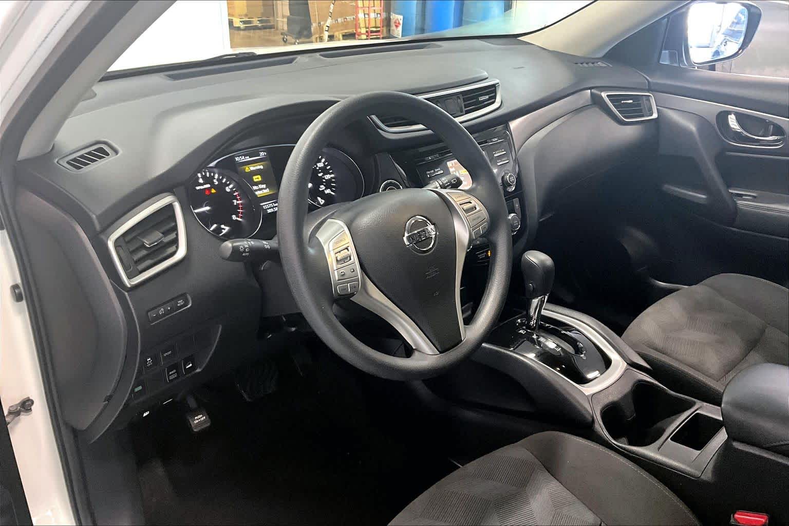 Thumbnail: 2016 Nissan Rogue - 2