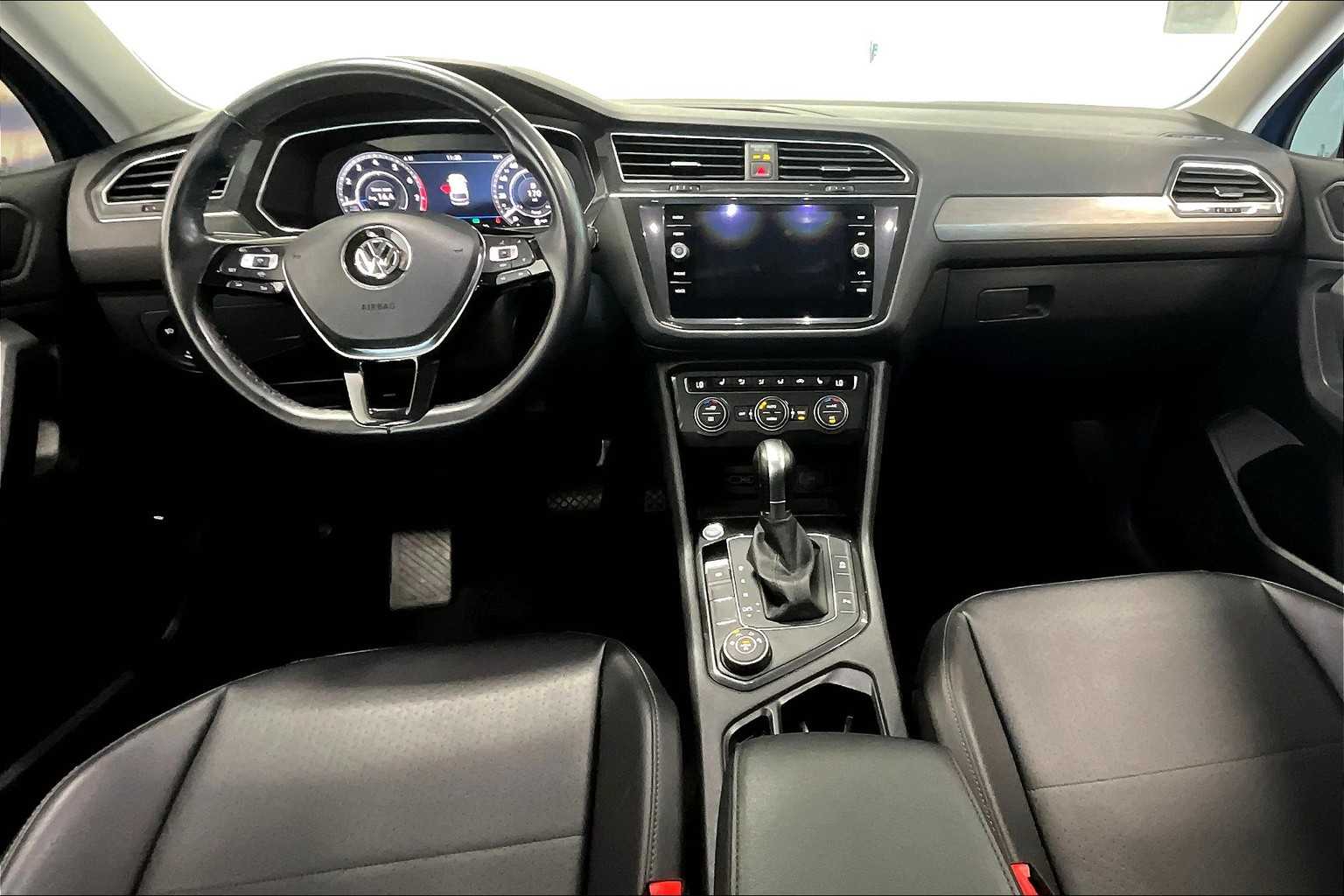 Thumbnail: 2019 Volkswagen Tiguan - 8