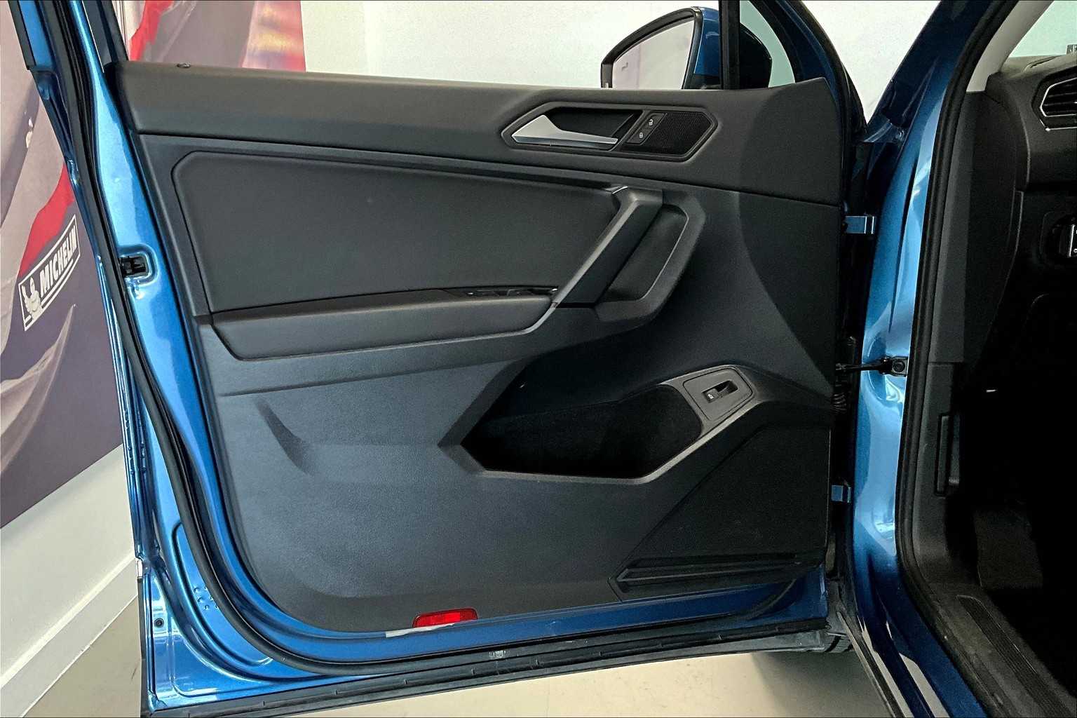 Thumbnail: 2019 Volkswagen Tiguan - 23