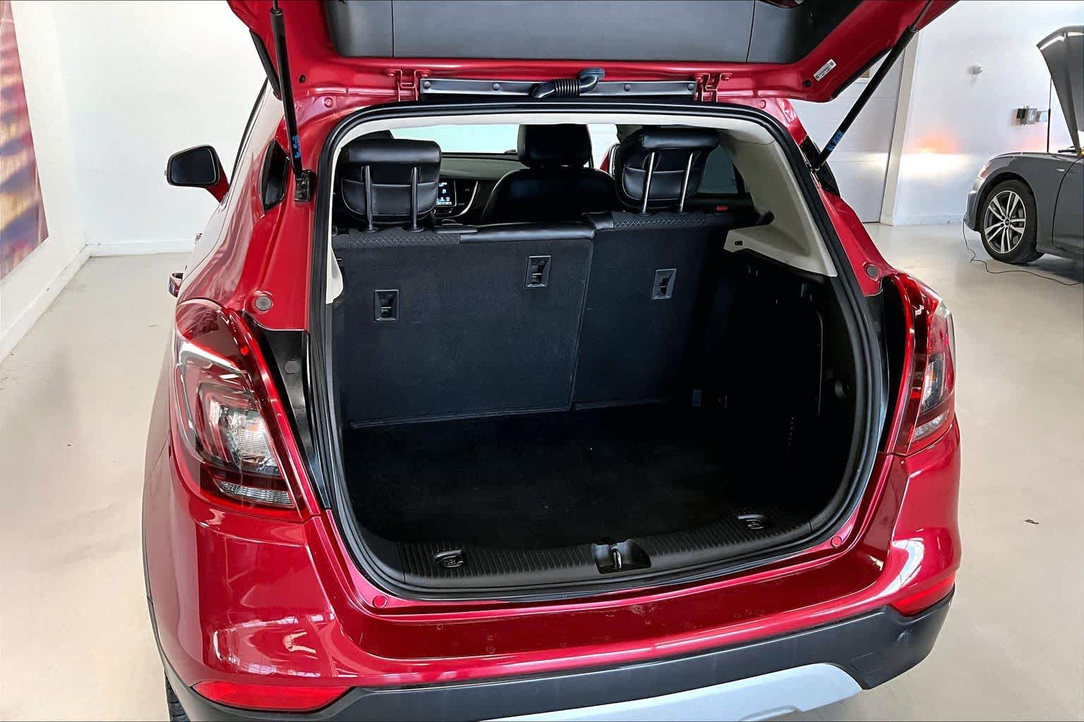 Thumbnail: 2017 Buick Encore - 15