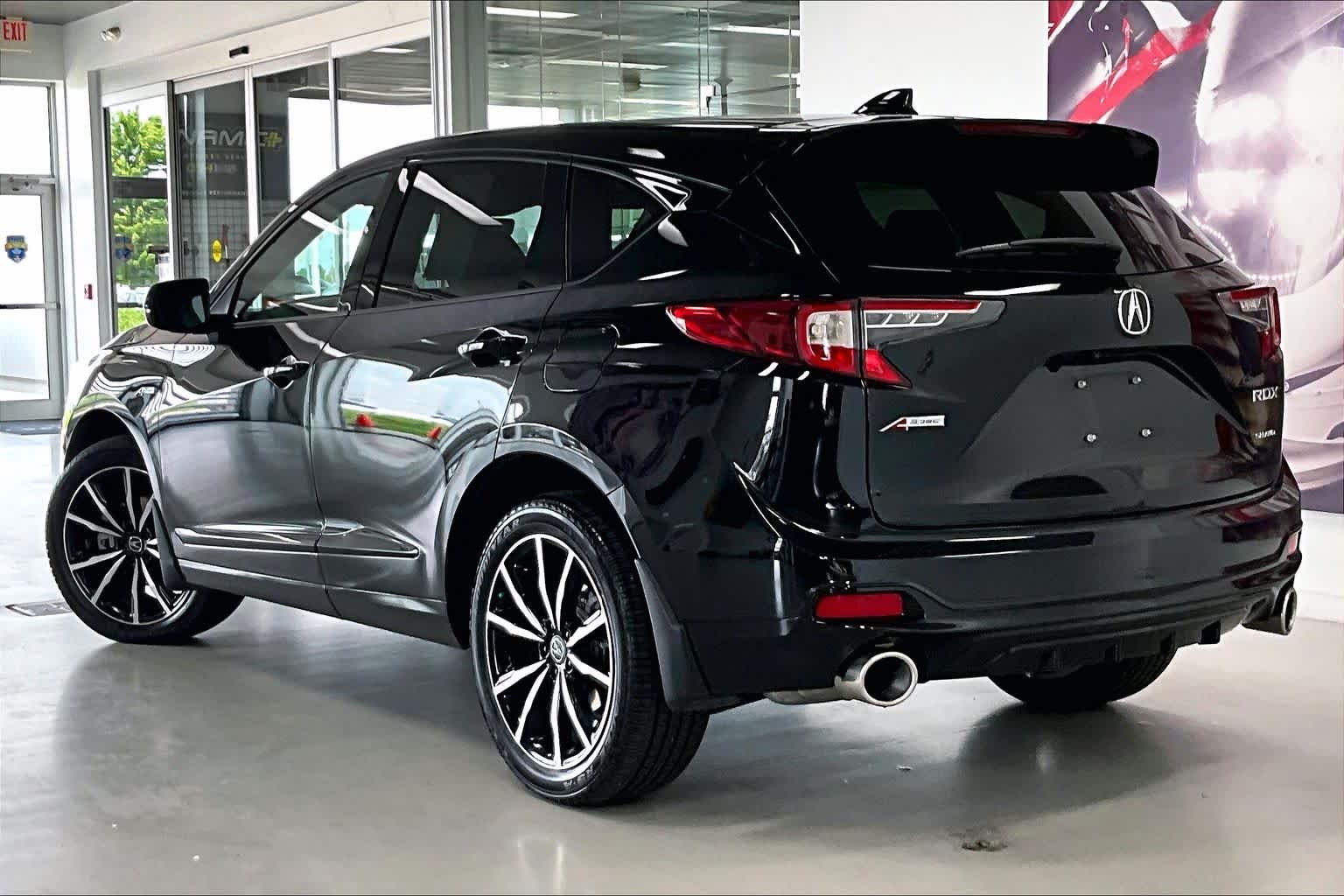 Thumbnail: 2025 Acura RDX - 4