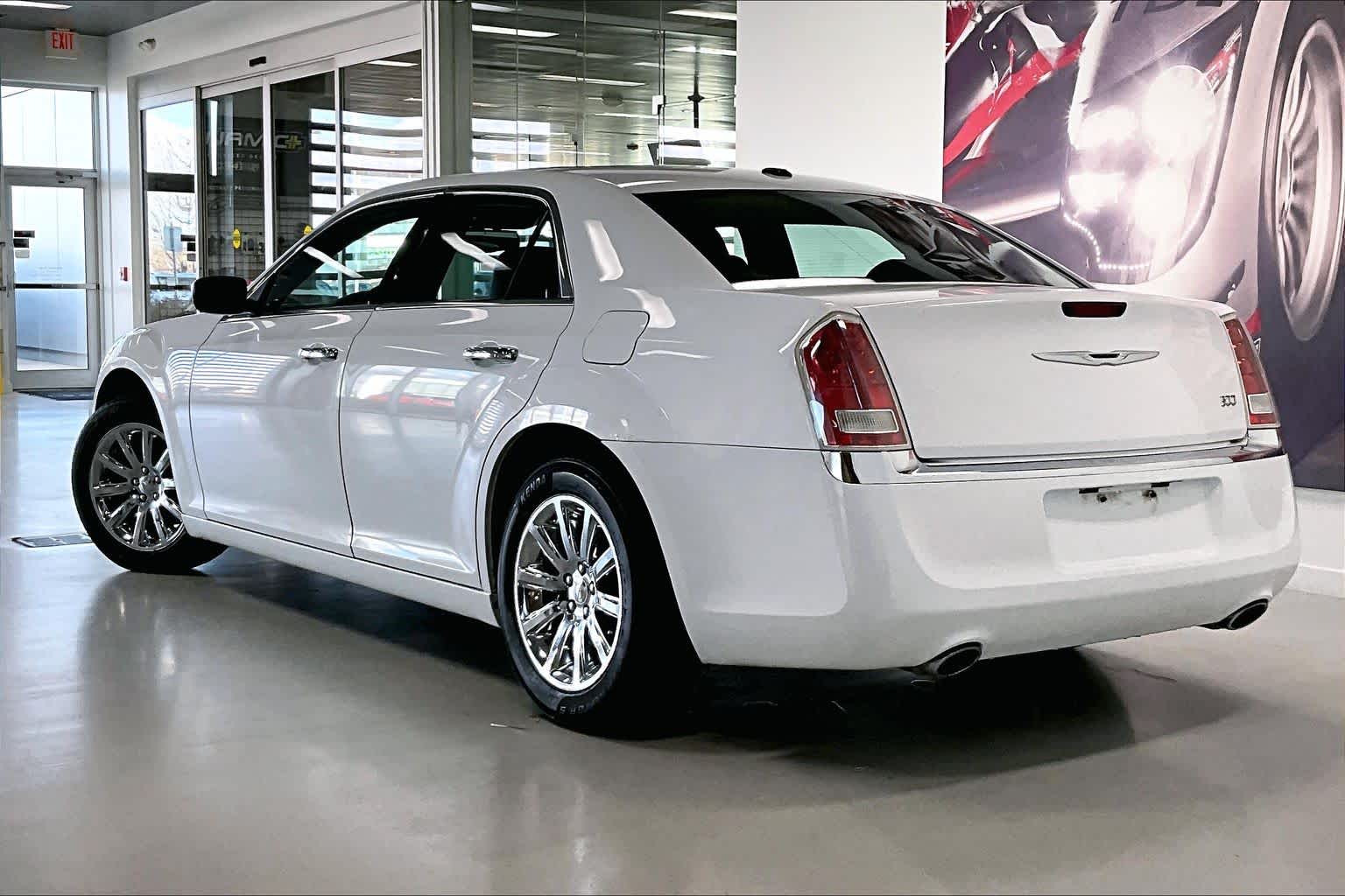 Thumbnail: 2011 Chrysler 300 - 4