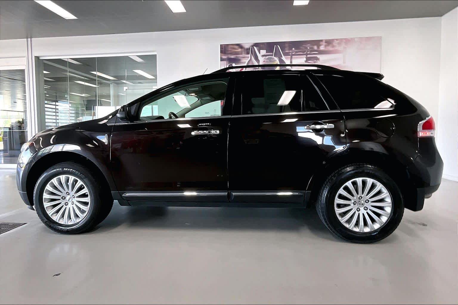 Thumbnail: 2015 Lincoln MKX - 3