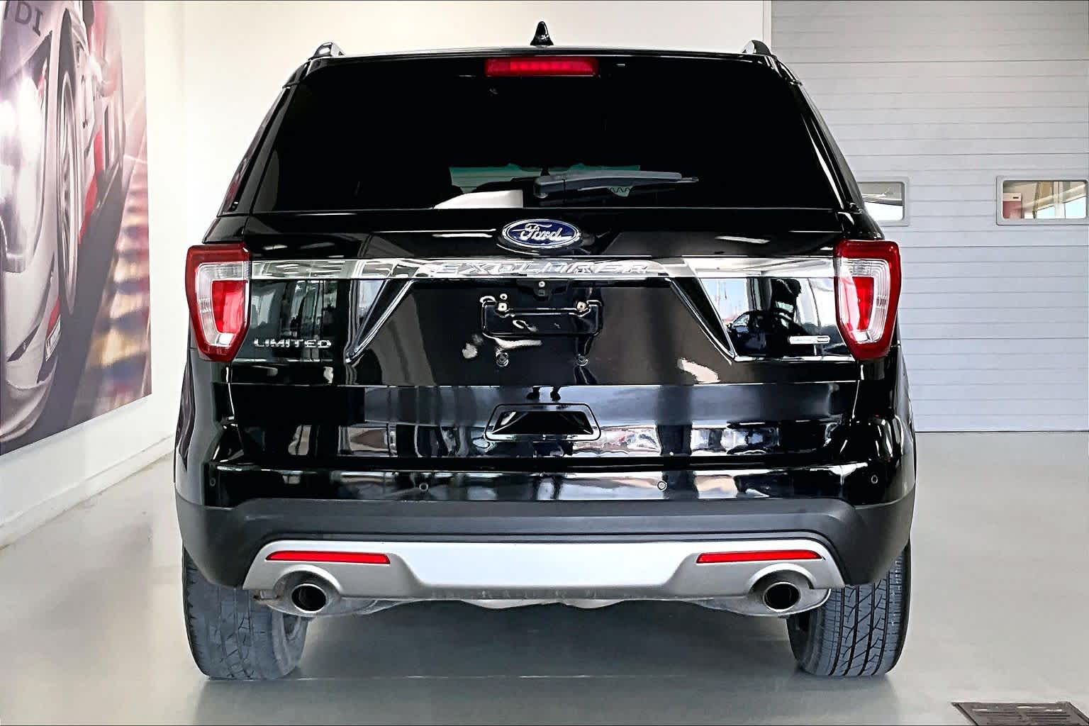 Thumbnail: 2016 Ford Explorer - 5