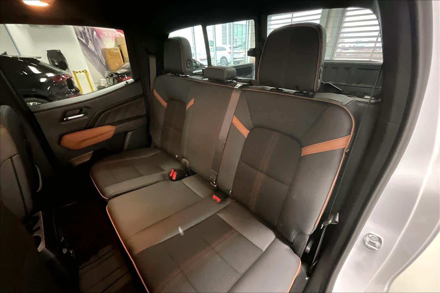 Thumbnail: 2024 GMC Canyon - 27