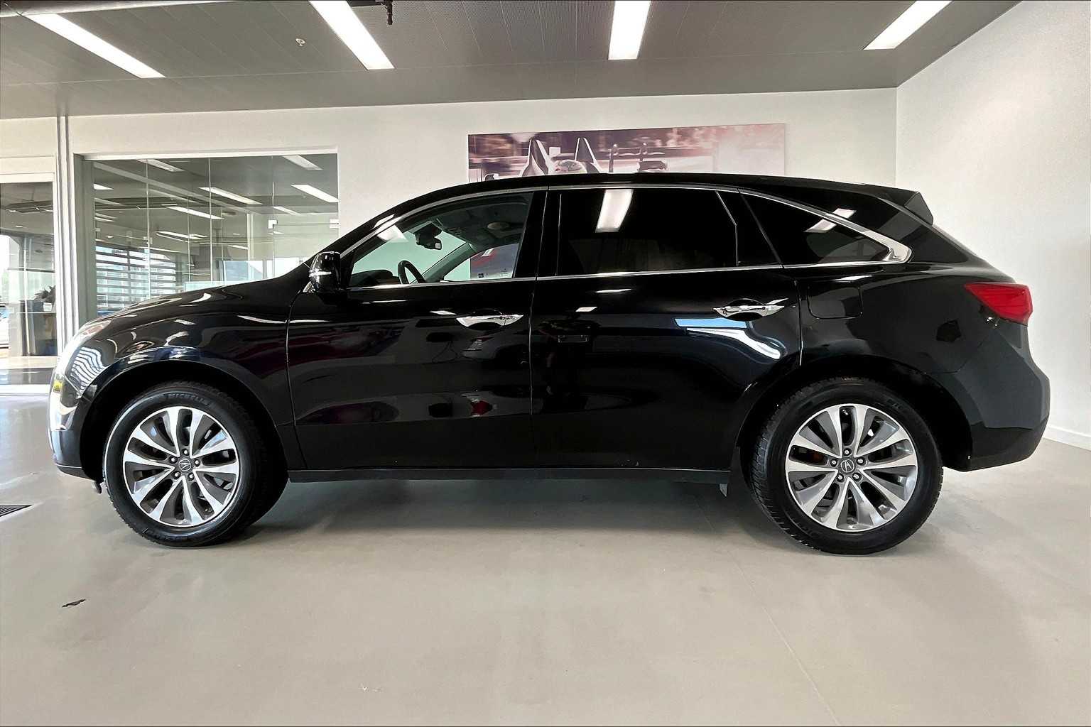 Thumbnail: 2015 Acura MDX - 3