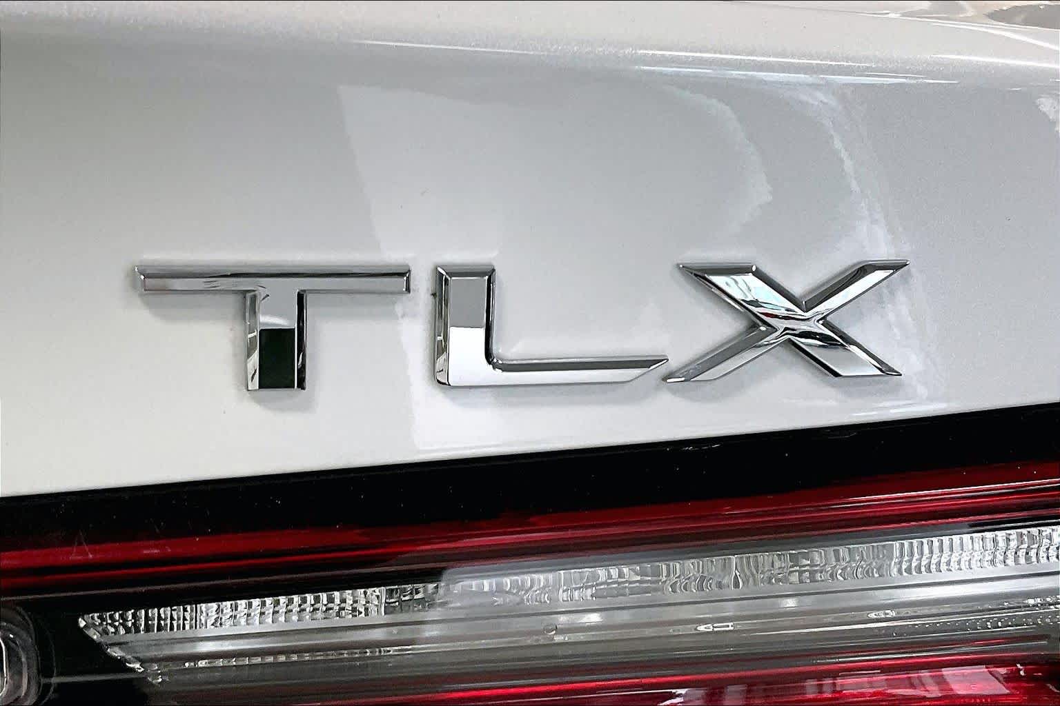 Thumbnail: 2022 Acura TLX - 7