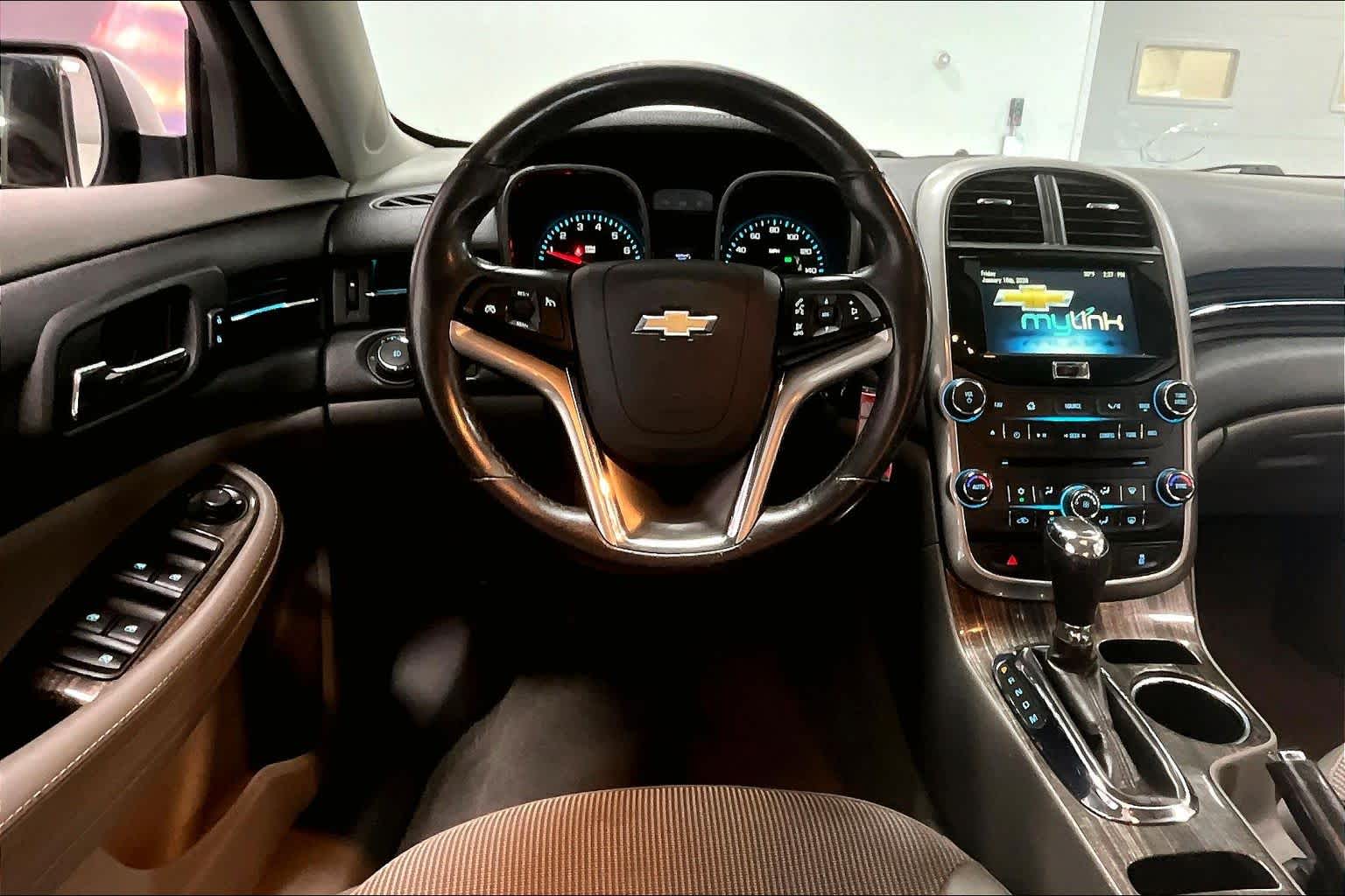Thumbnail: 2015 Chevrolet Malibu - 13