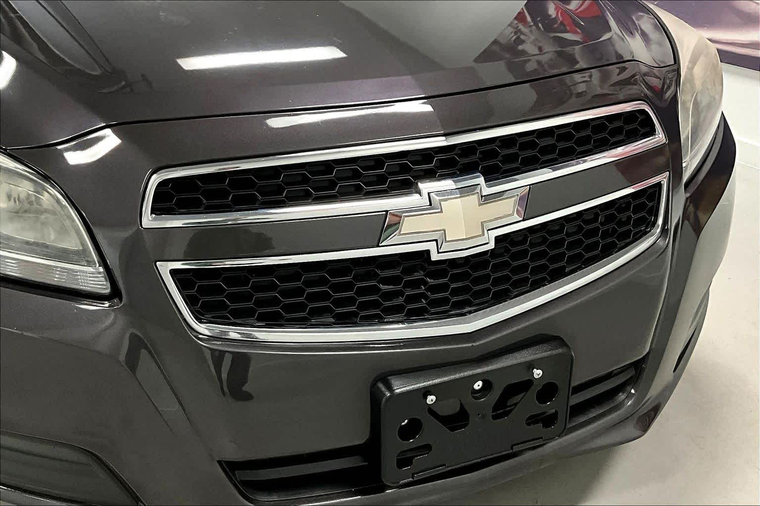 Thumbnail: 2013 Chevrolet Malibu - 31