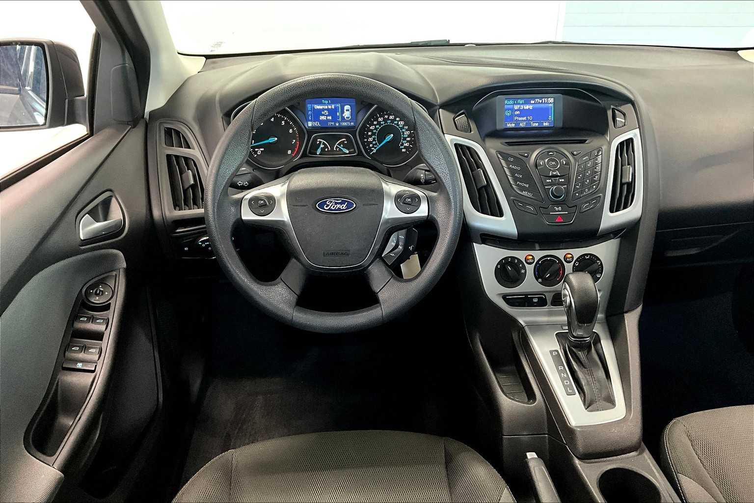 Thumbnail: 2012 Ford Focus - 13