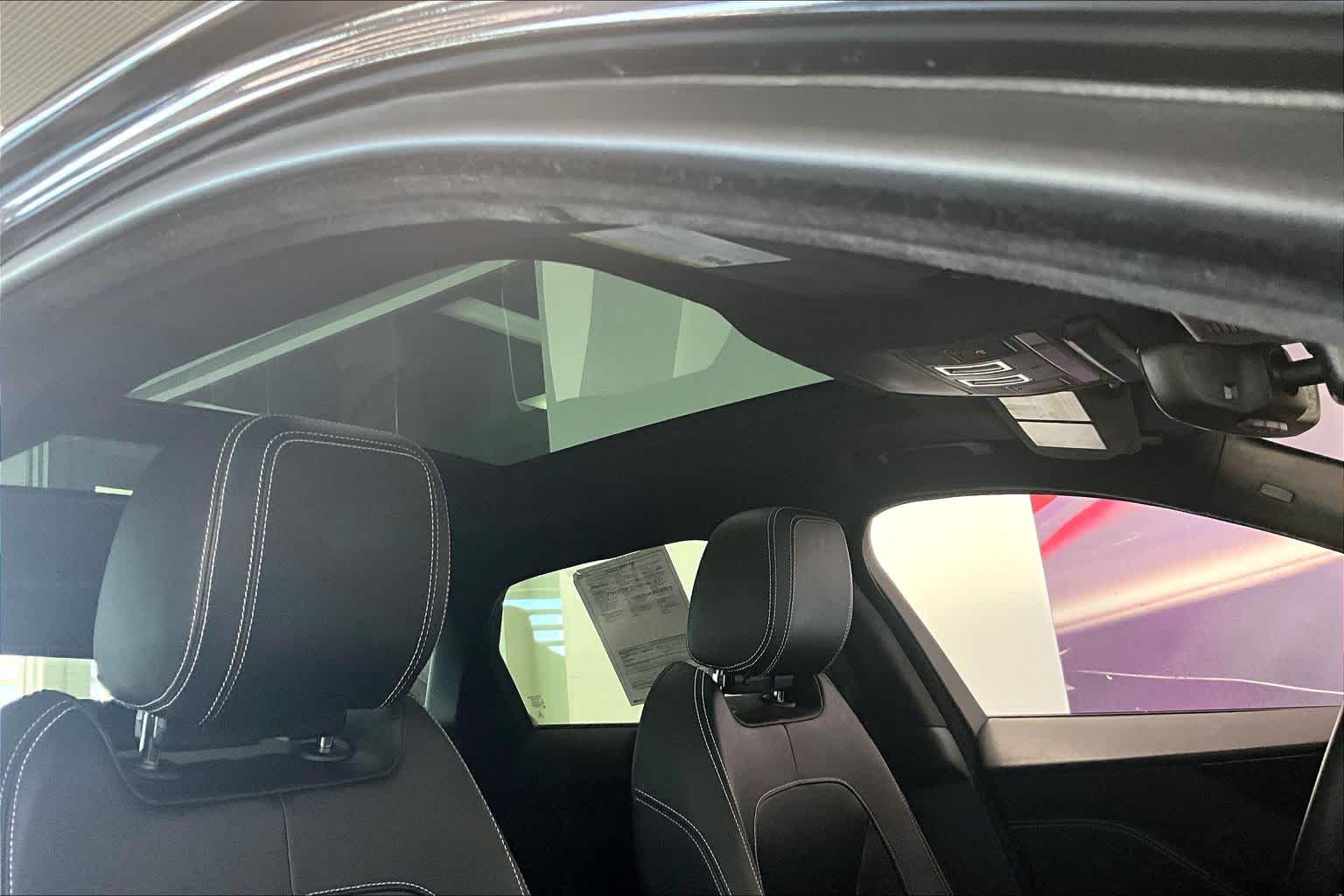 Thumbnail: 2020 Jaguar F-Pace - 27