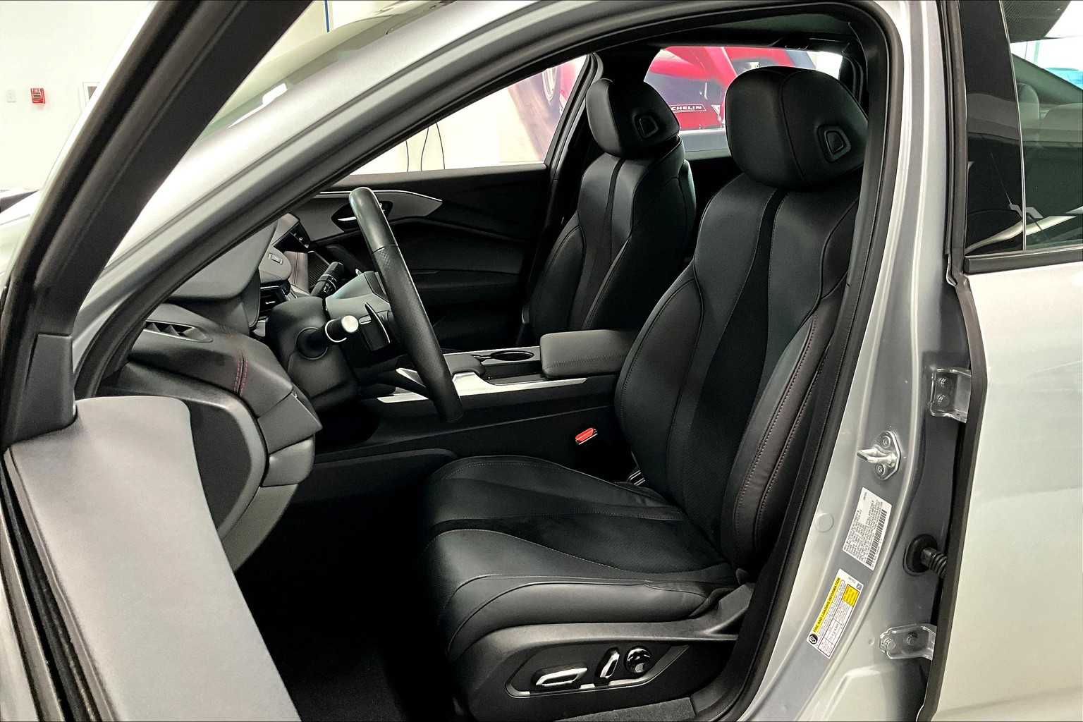 Thumbnail: 2024 Acura TLX - 10