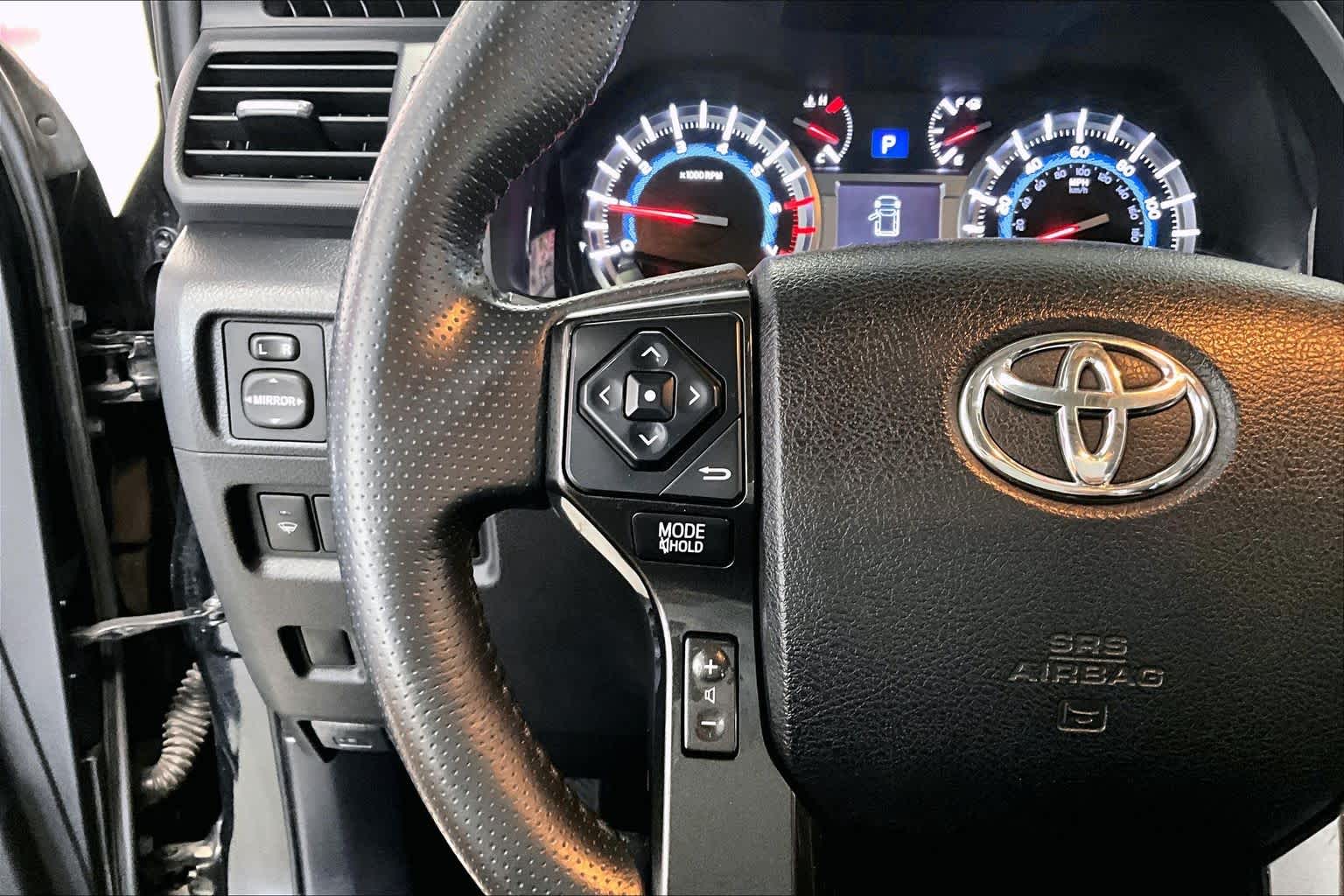 Thumbnail: 2019 Toyota 4Runner - 20