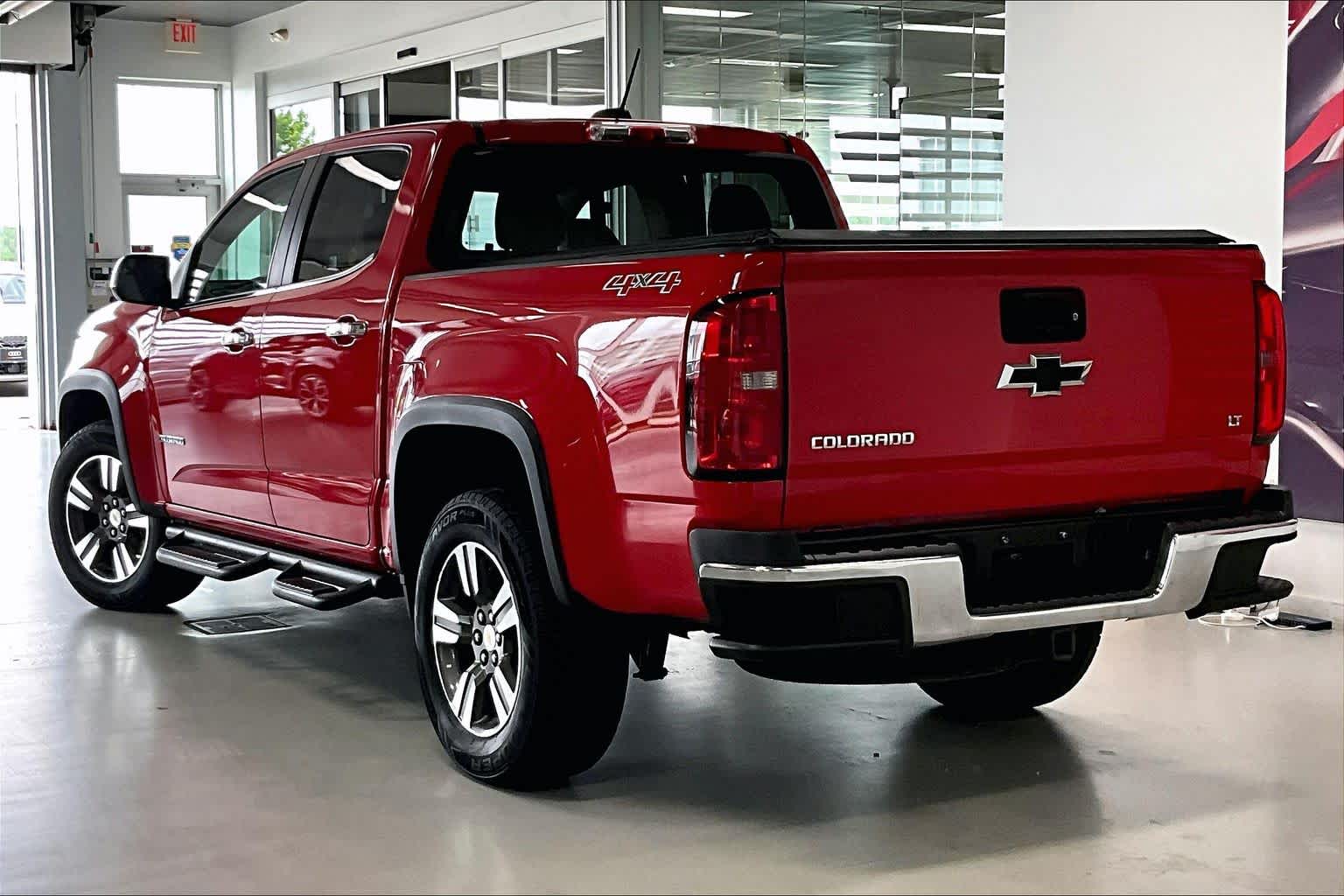 Thumbnail: 2016 Chevrolet Colorado - 4