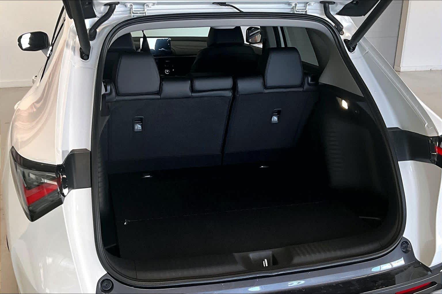 Thumbnail: 2026 Acura ADX - 19