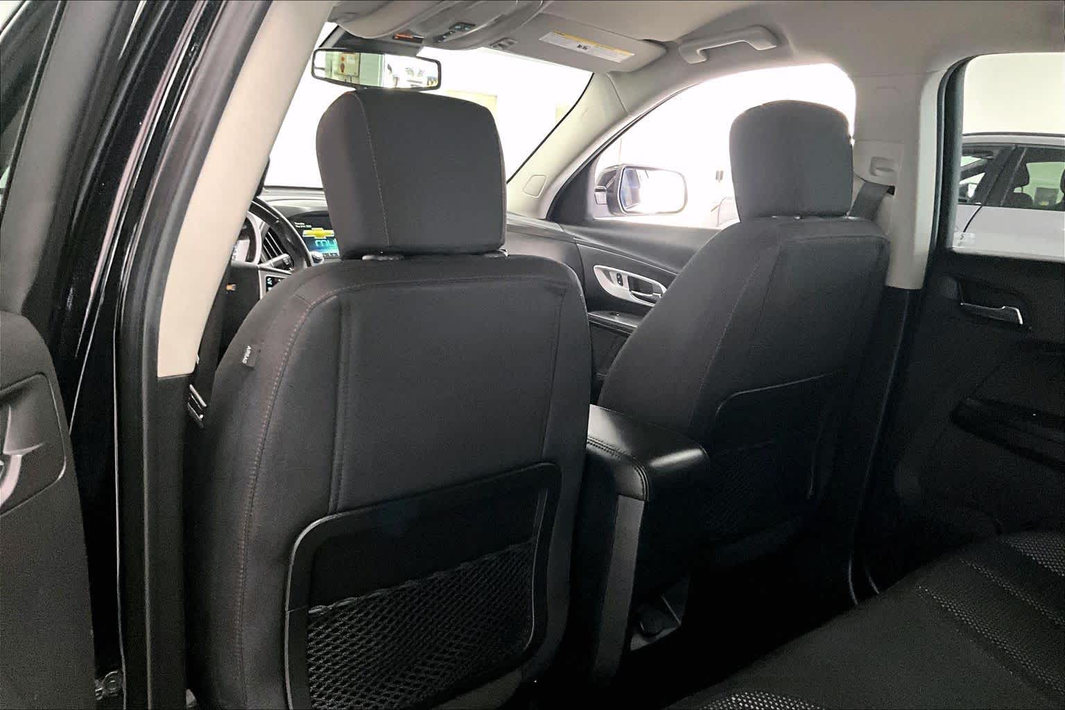 Thumbnail: 2016 Chevrolet Equinox - 10