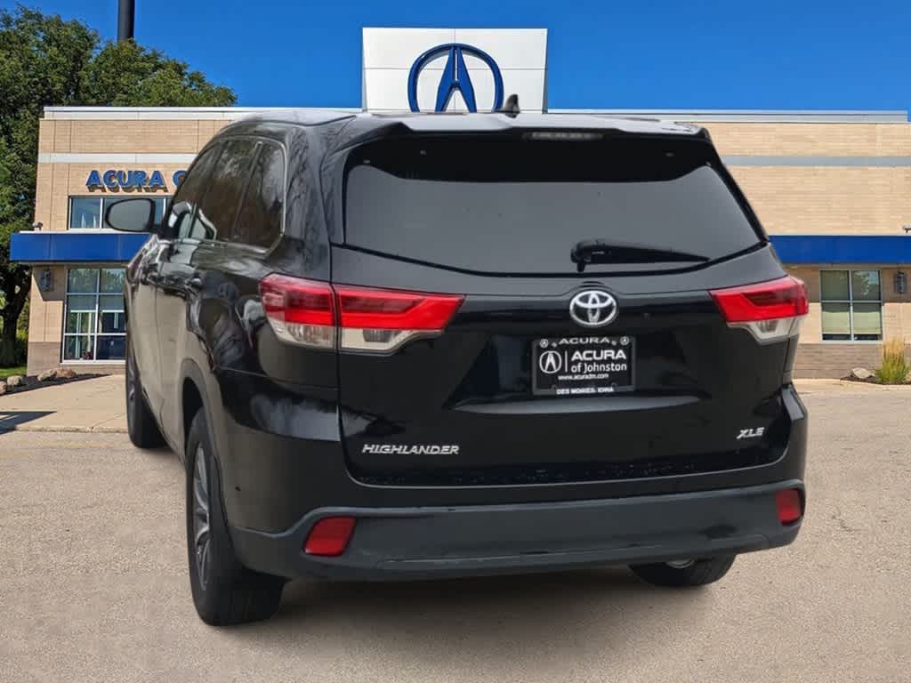 Thumbnail: 2018 Toyota Highlander - 7