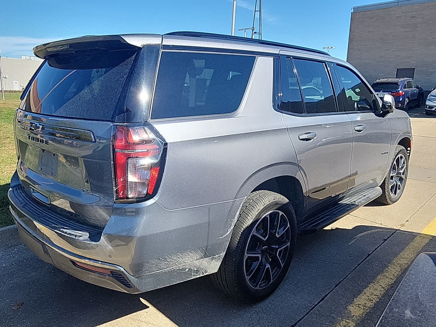 Thumbnail: 2022 Chevrolet Tahoe - 5