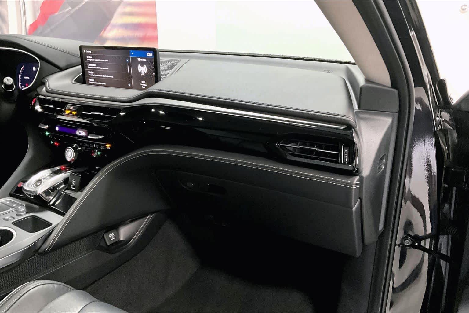 Thumbnail: 2024 Acura MDX - 20