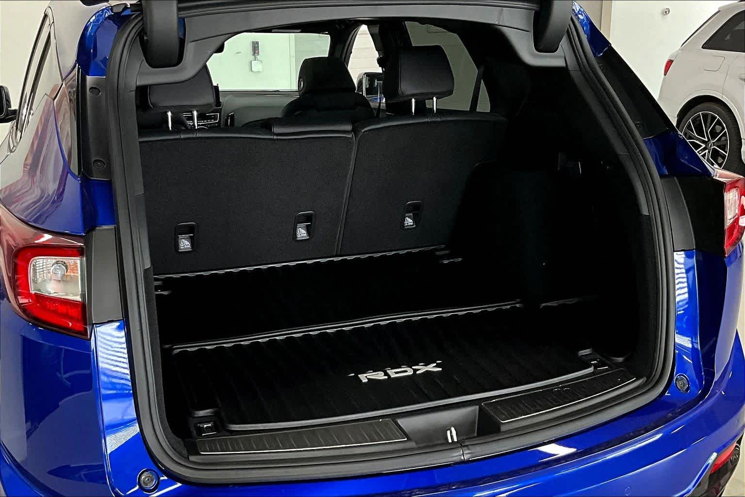 Thumbnail: 2026 Acura RDX - 19