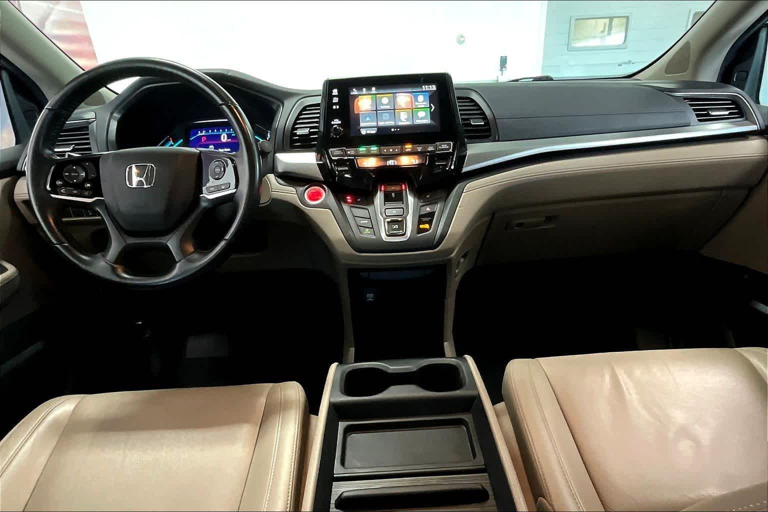 Thumbnail: 2018 Honda Odyssey - 8