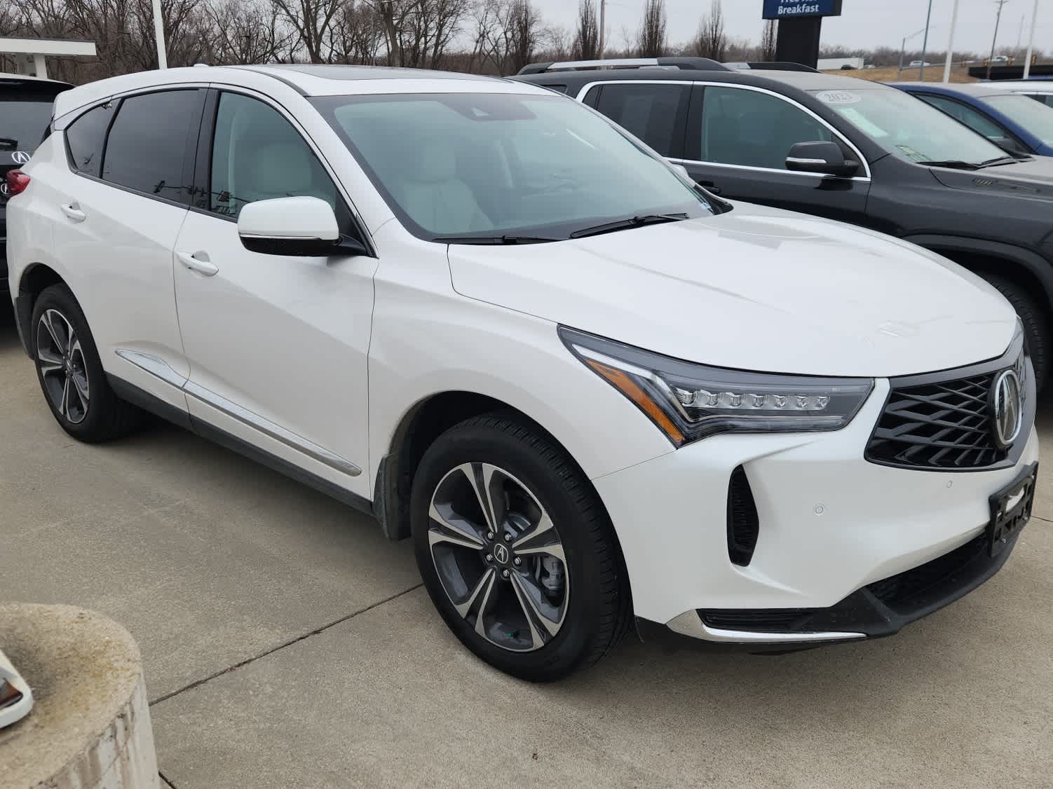 Thumbnail: 2025 Acura RDX - 4