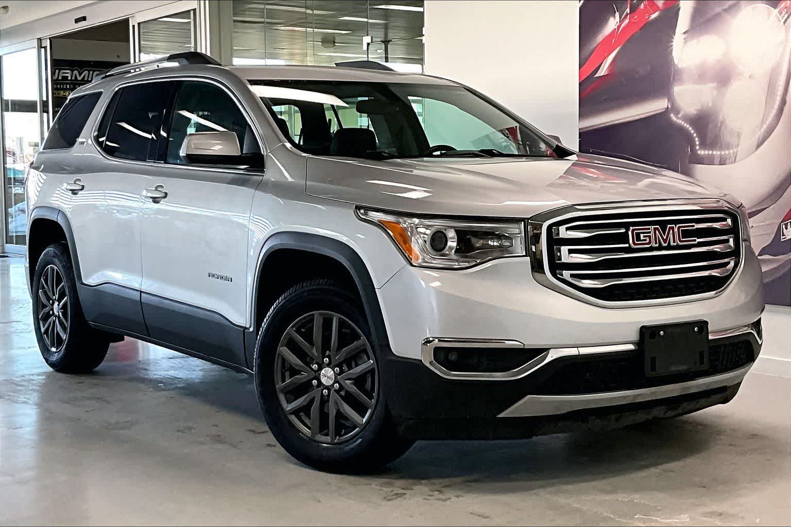 Thumbnail: 2018 GMC Acadia - 19