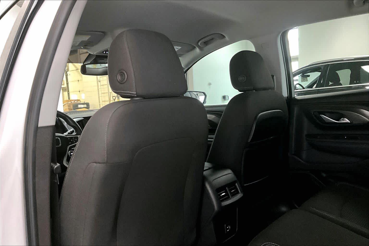 Thumbnail: 2022 GMC Terrain - 12