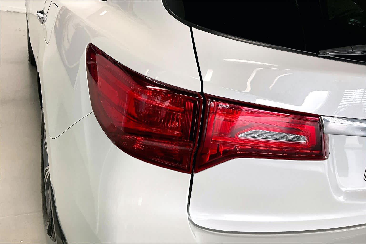 Thumbnail: 2020 Acura MDX - 30