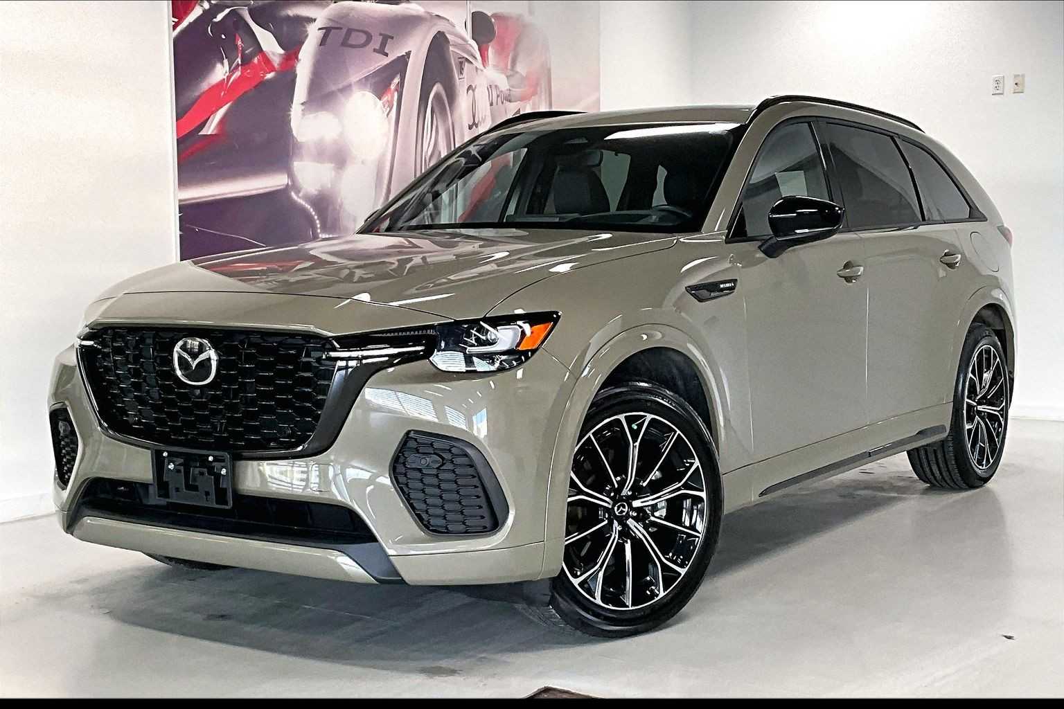 Thumbnail: 2025 Mazda CX-70 - 1