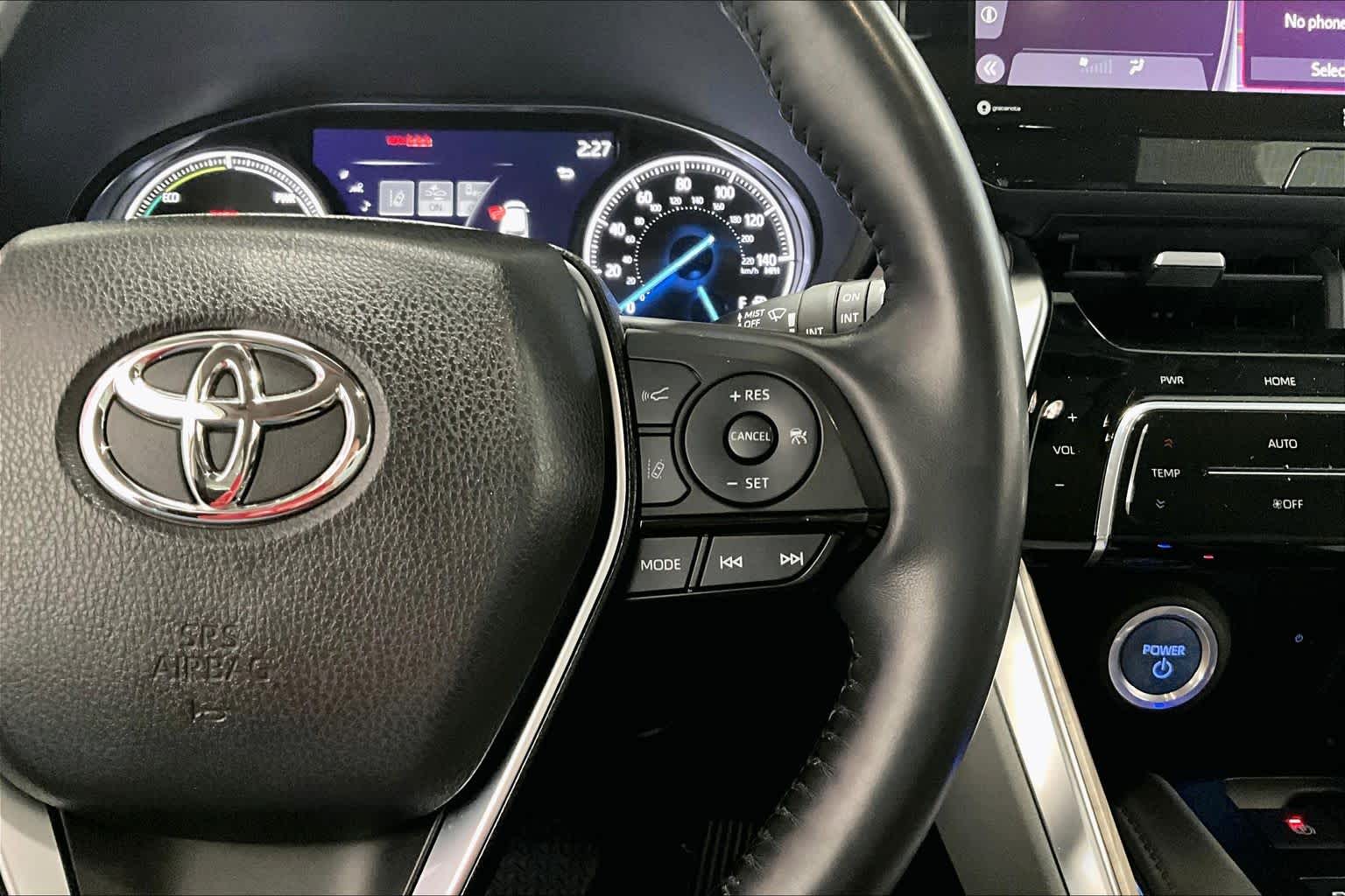 Thumbnail: 2021 Toyota Venza - 23