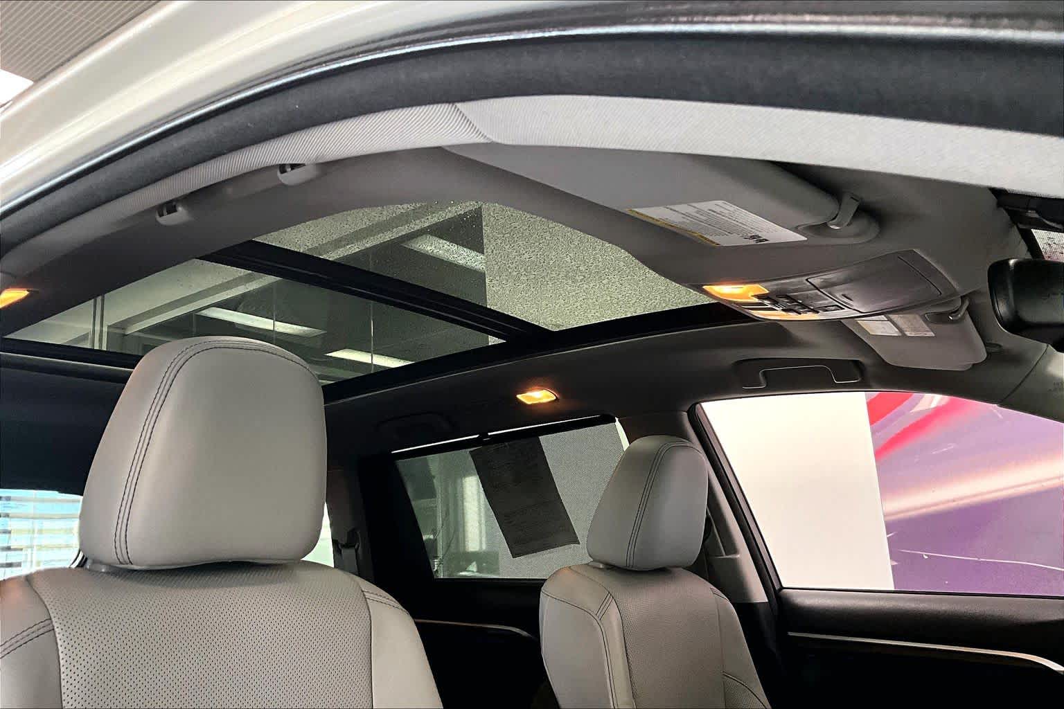 Thumbnail: 2015 Toyota Highlander - 27