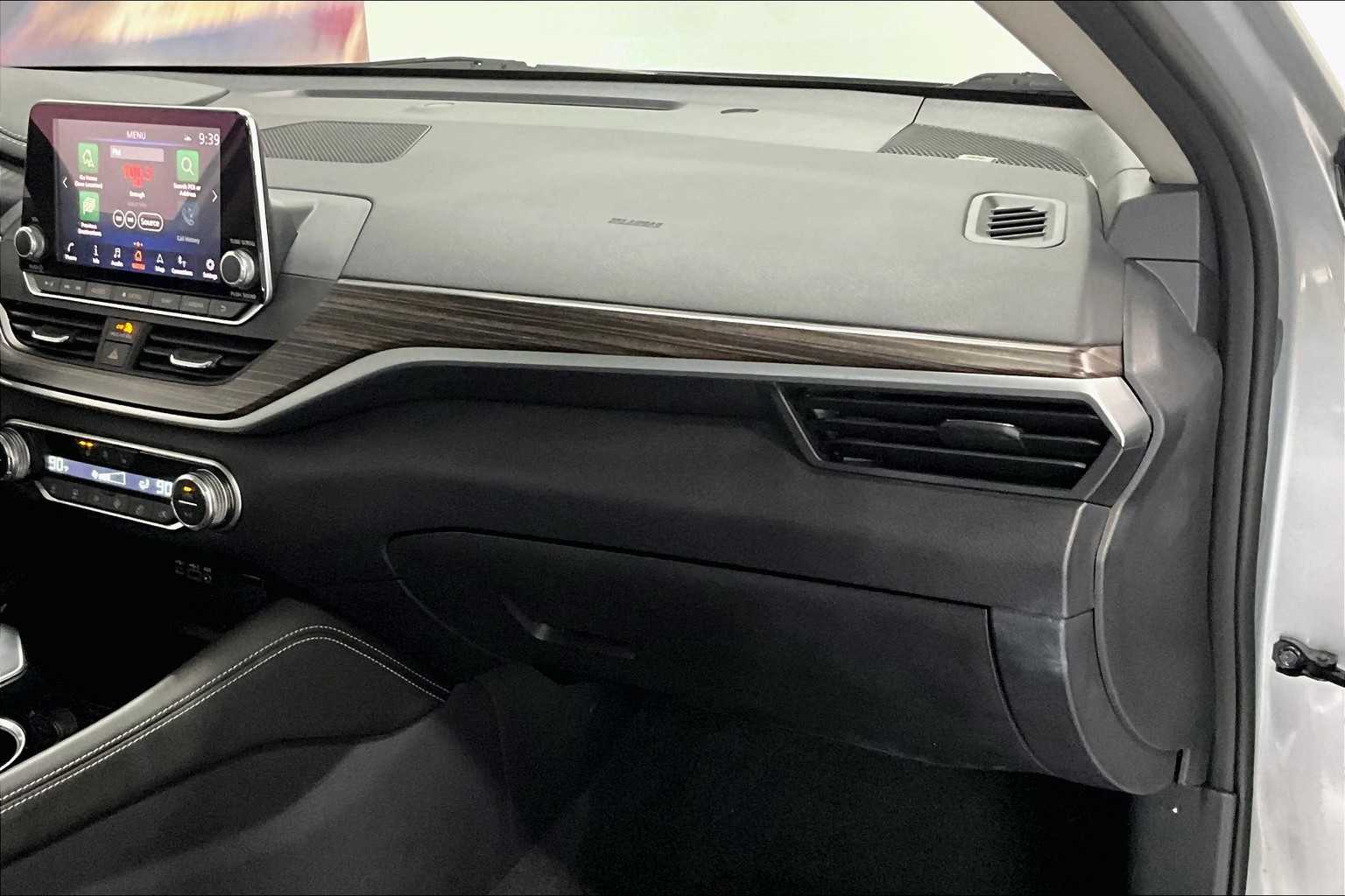 Thumbnail: 2022 Nissan Altima - 21