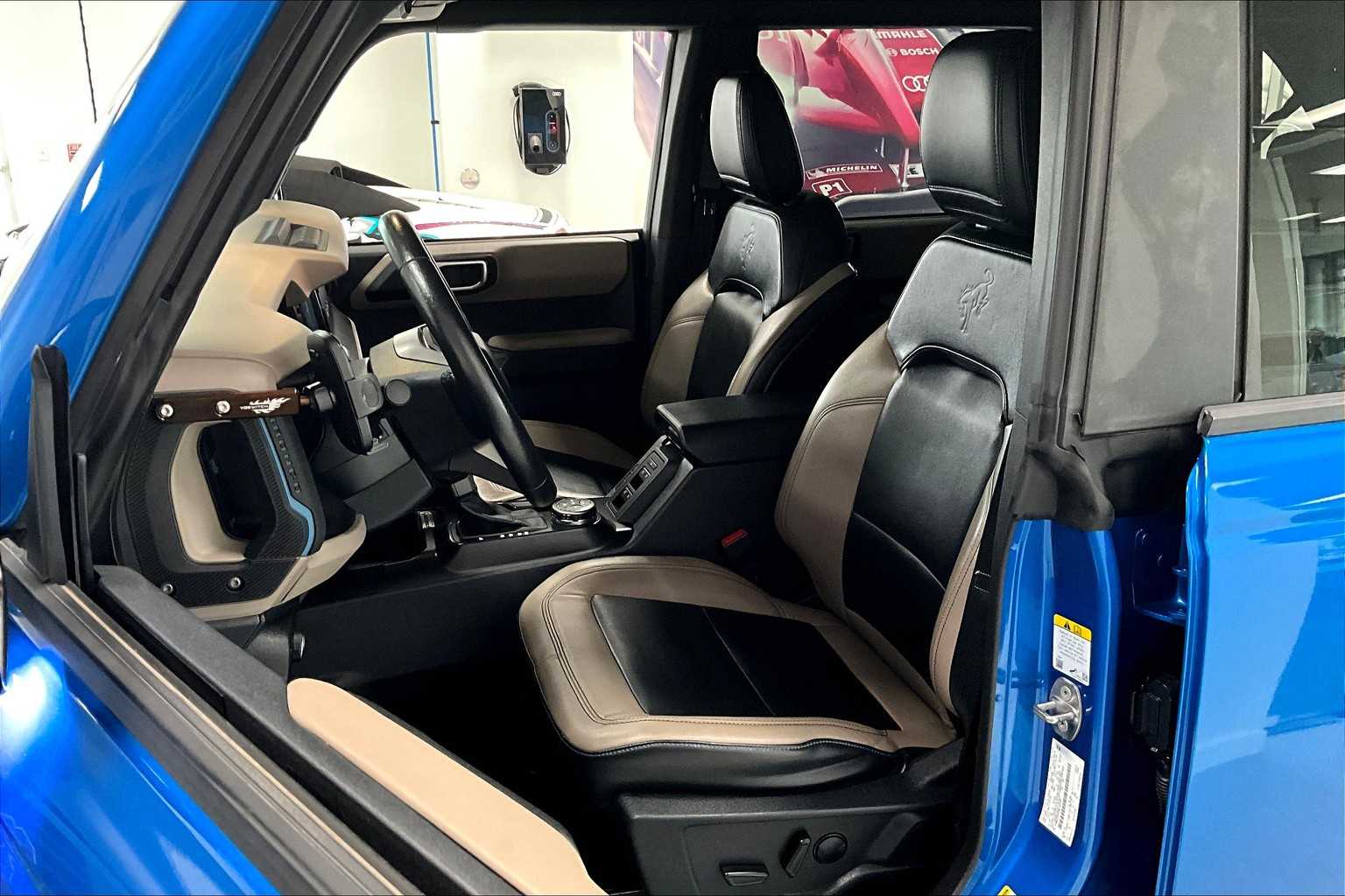 Thumbnail: 2021 Ford Bronco - 10