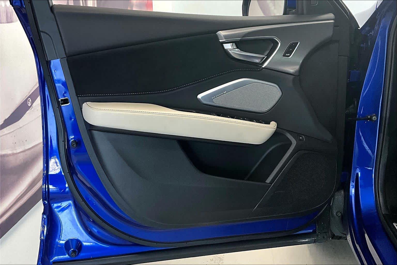 Thumbnail: 2024 Acura RDX - 22