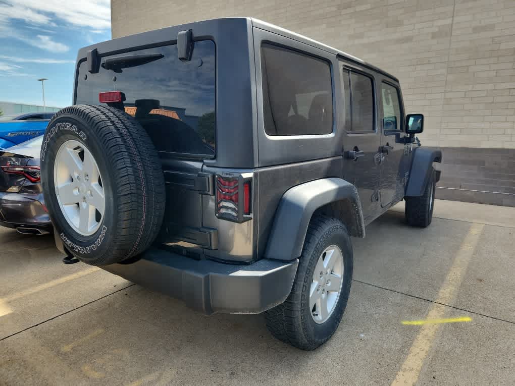 Thumbnail: 2018 Jeep Wrangler - 3