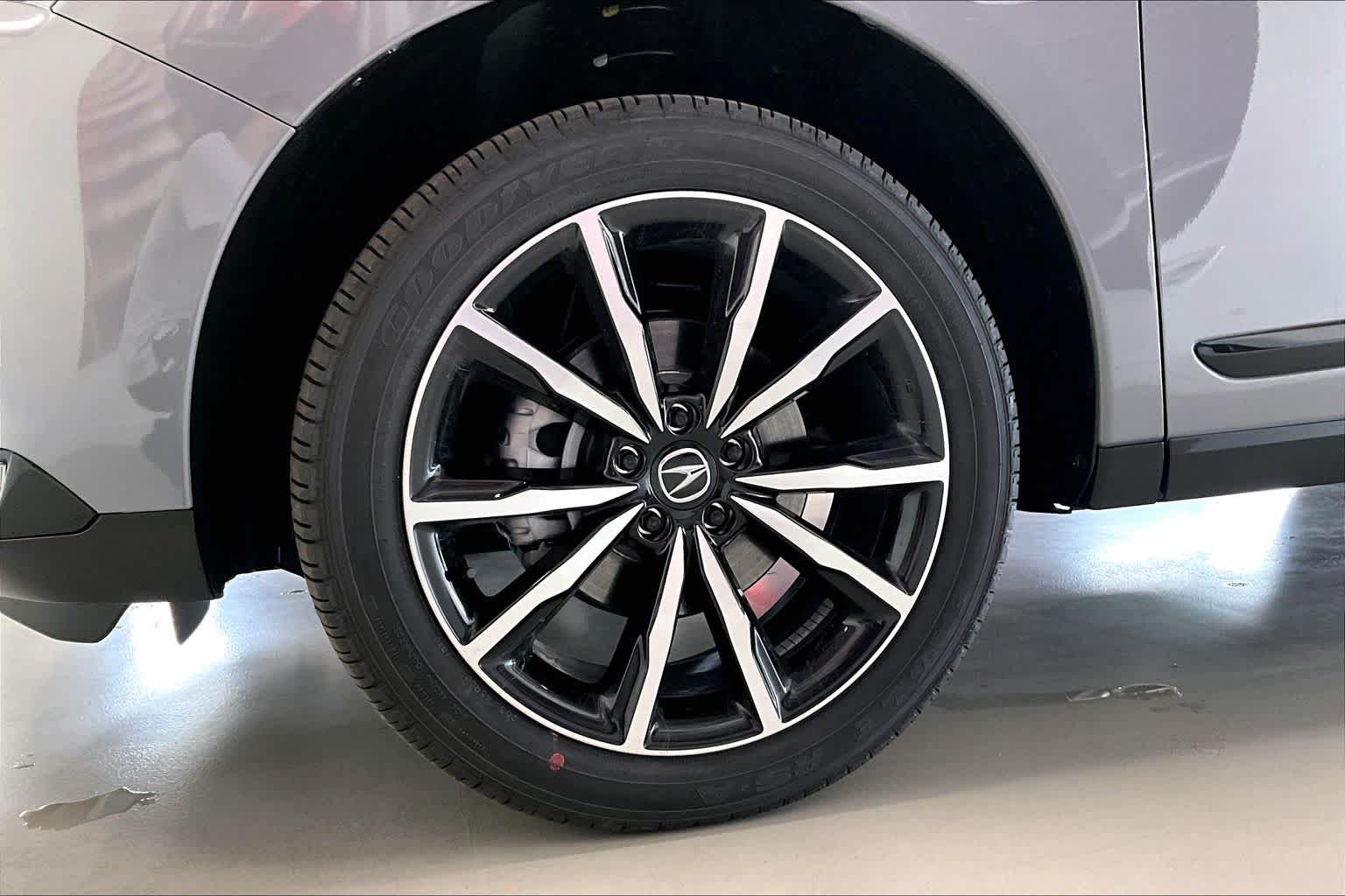 Thumbnail: 2026 Acura RDX - 8