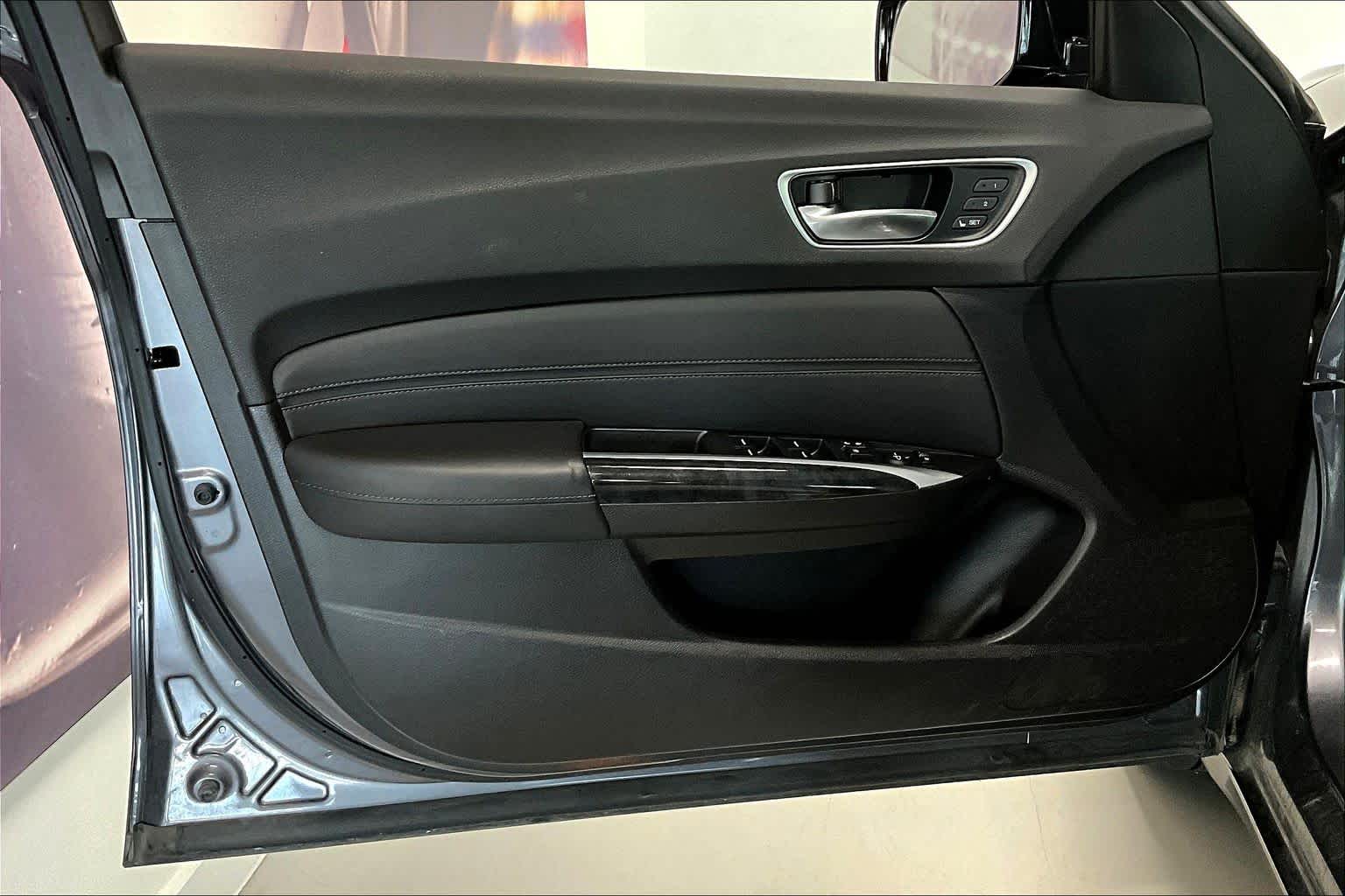 Thumbnail: 2019 Acura TLX - 25