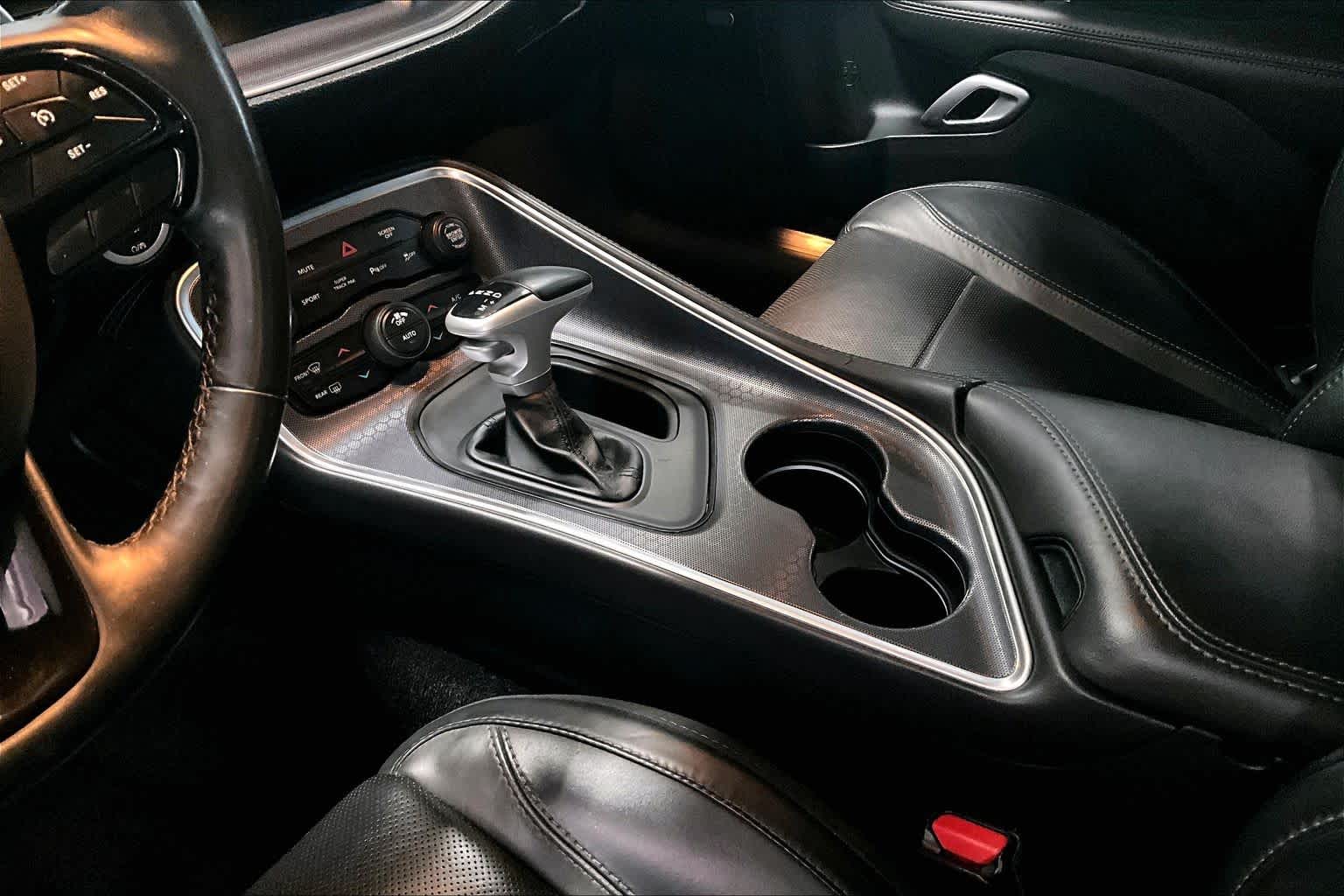 Thumbnail: 2018 Dodge Challenger - 15