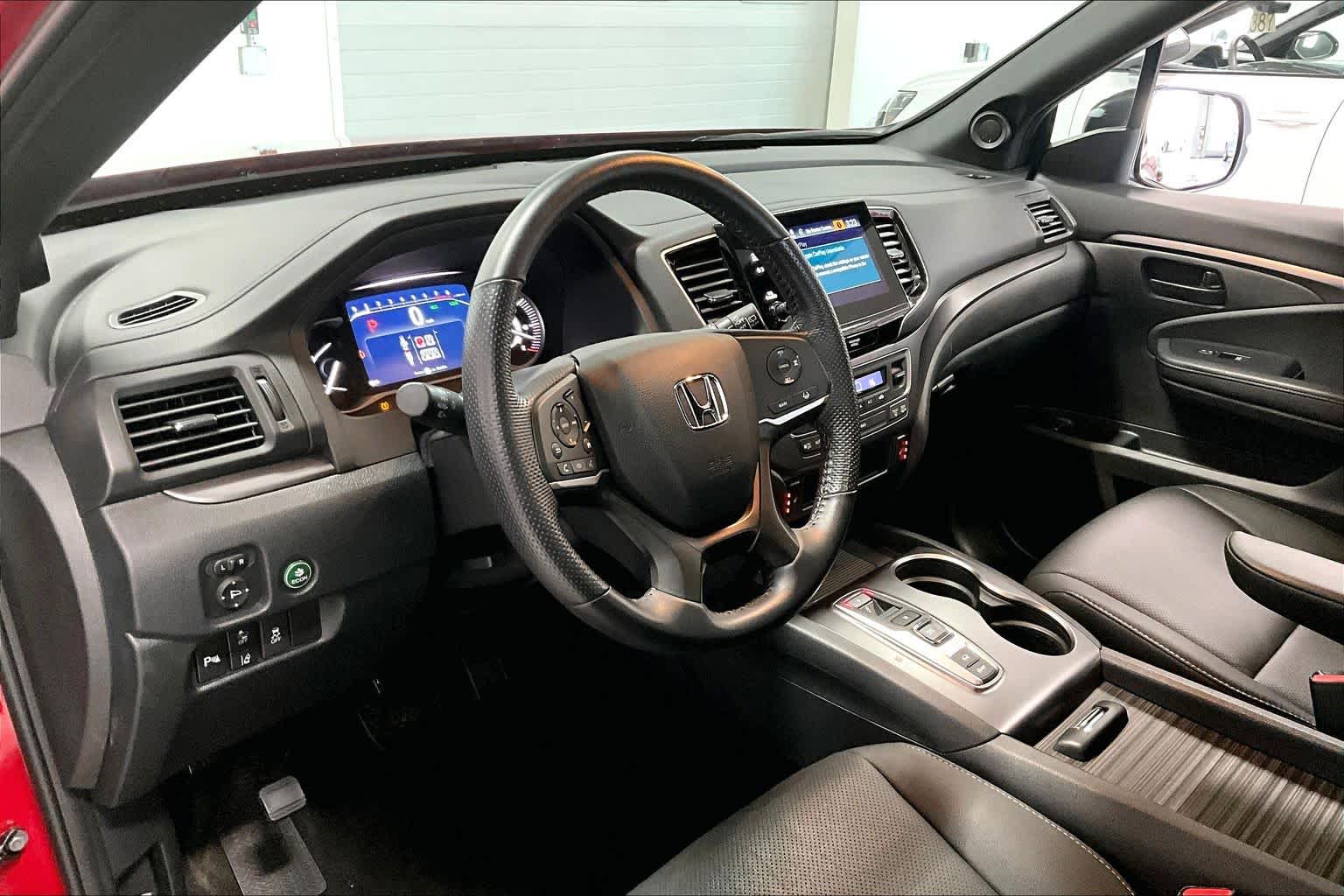 Thumbnail: 2023 Honda Passport - 2