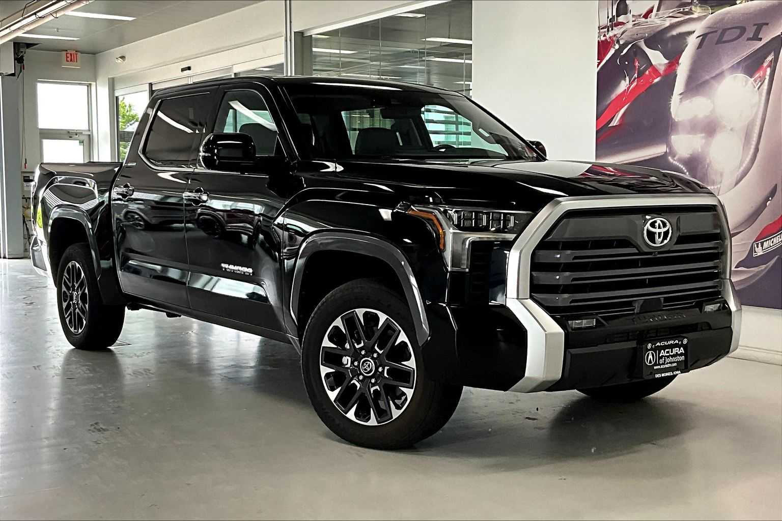 Thumbnail: 2023 Toyota Tundra - 19
