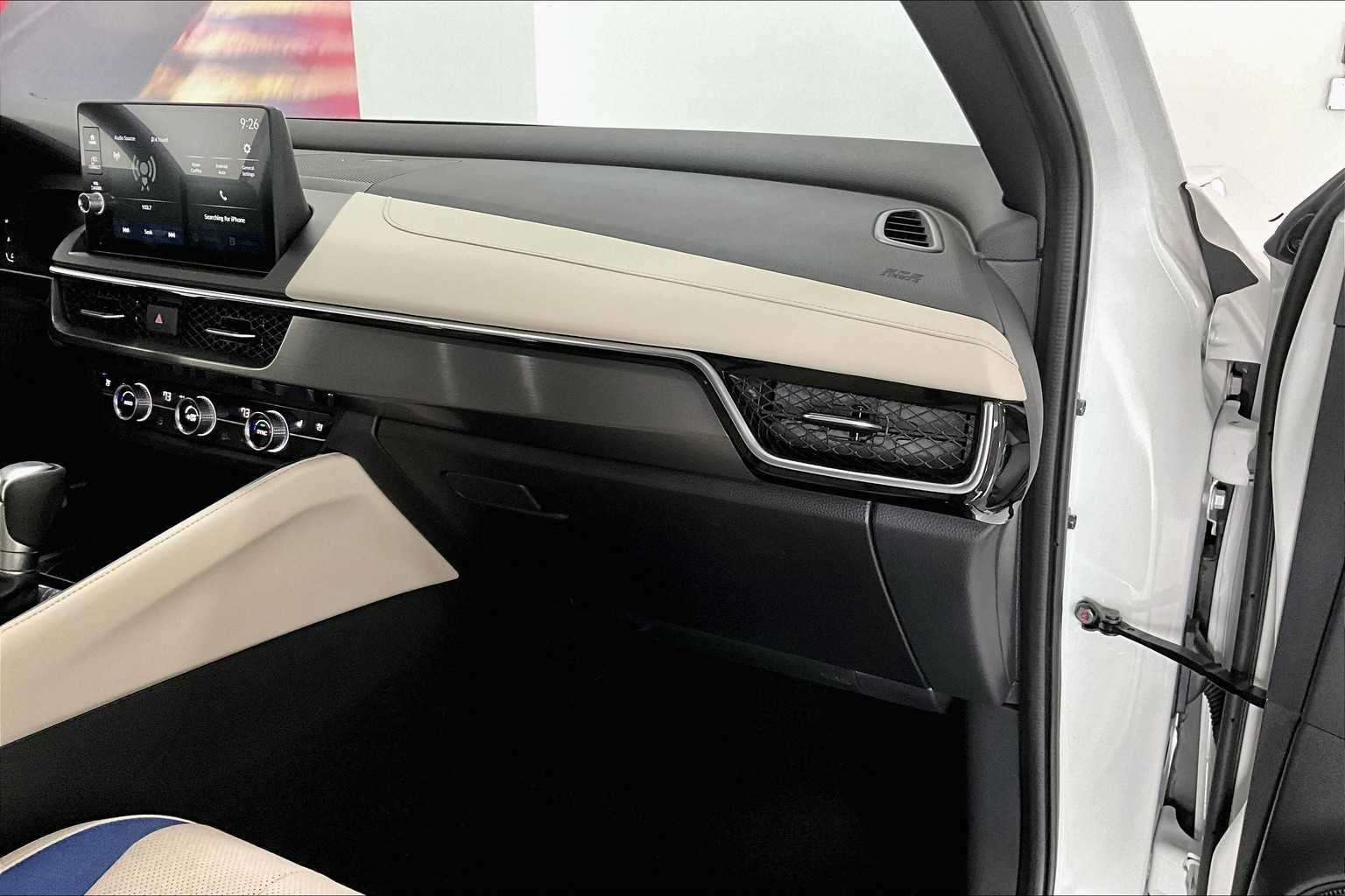 Thumbnail: 2025 Acura ADX - 21