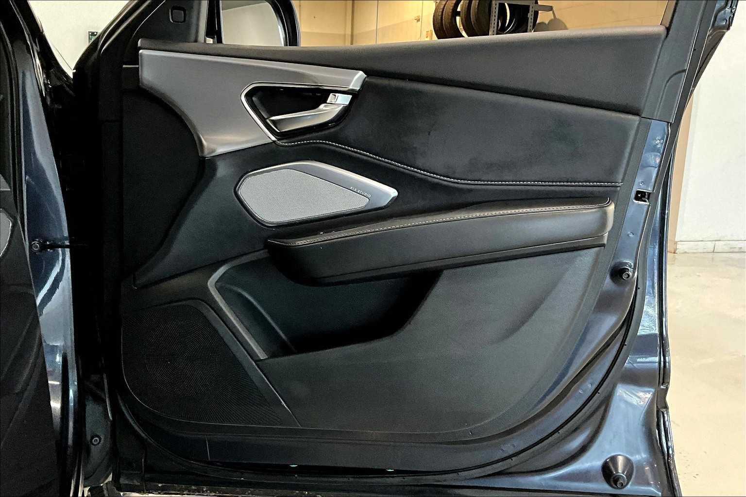 Thumbnail: 2021 Acura RDX - 24