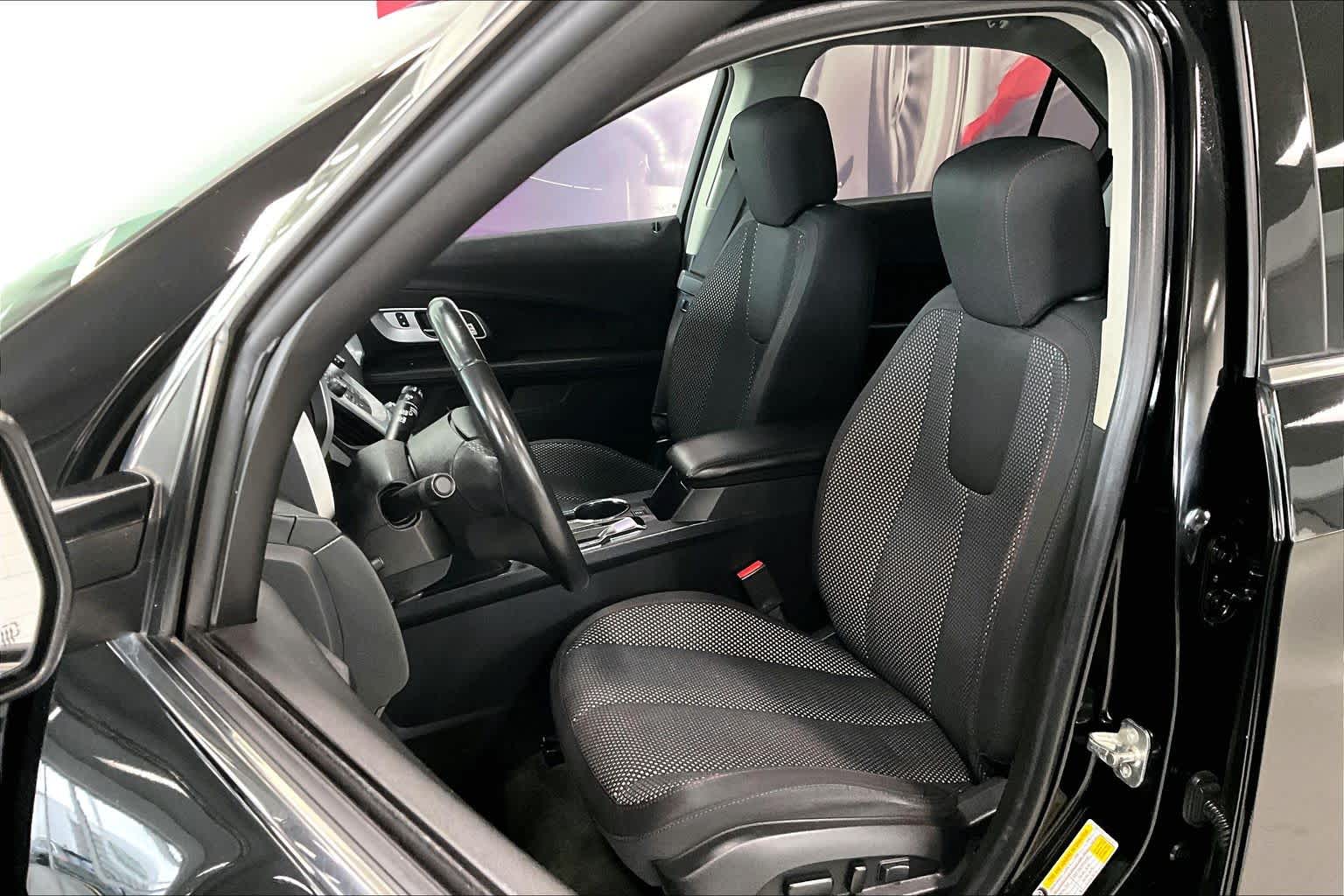 Thumbnail: 2016 Chevrolet Equinox - 9